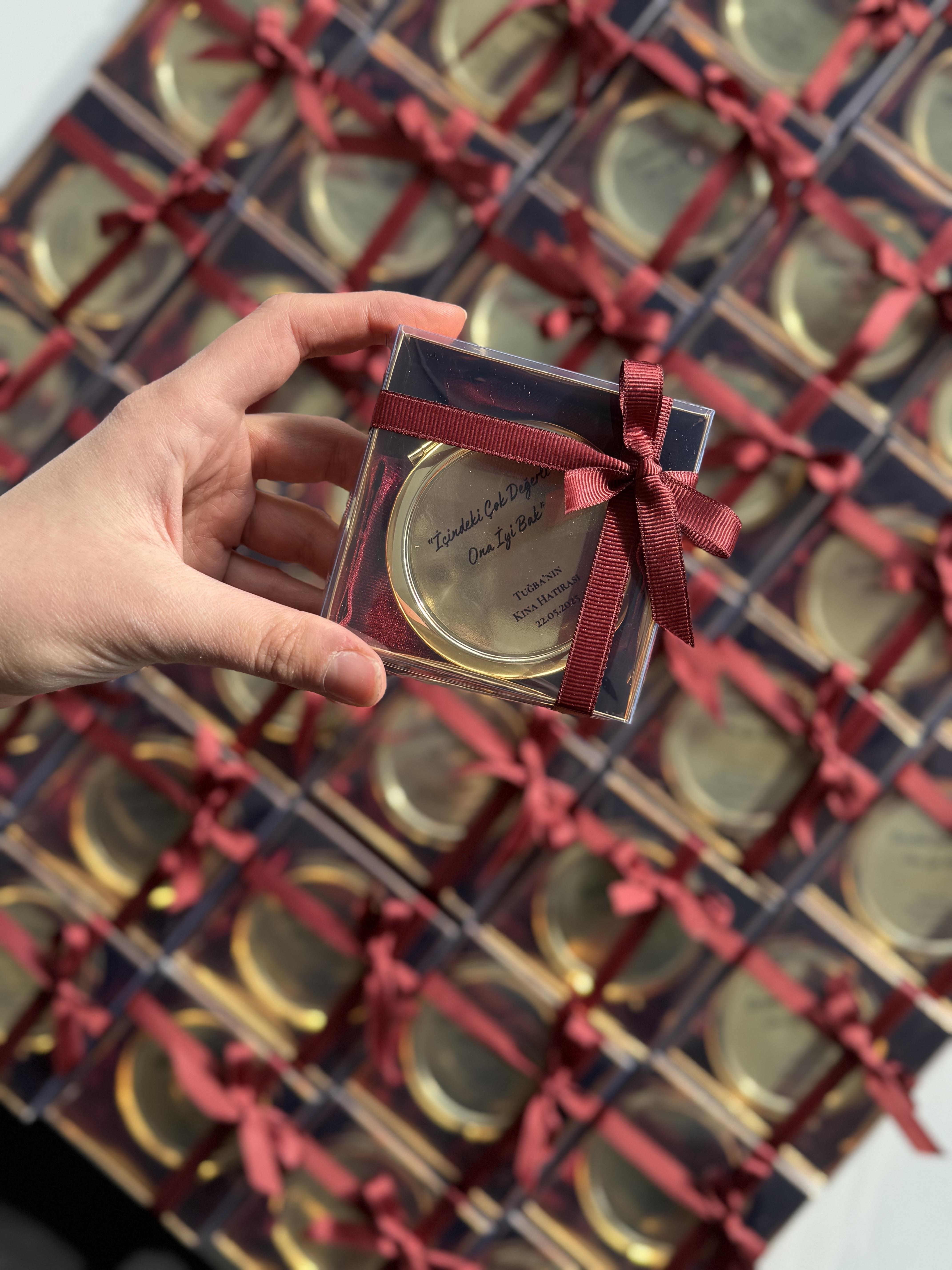 Kutulu Hediyelik Ayna