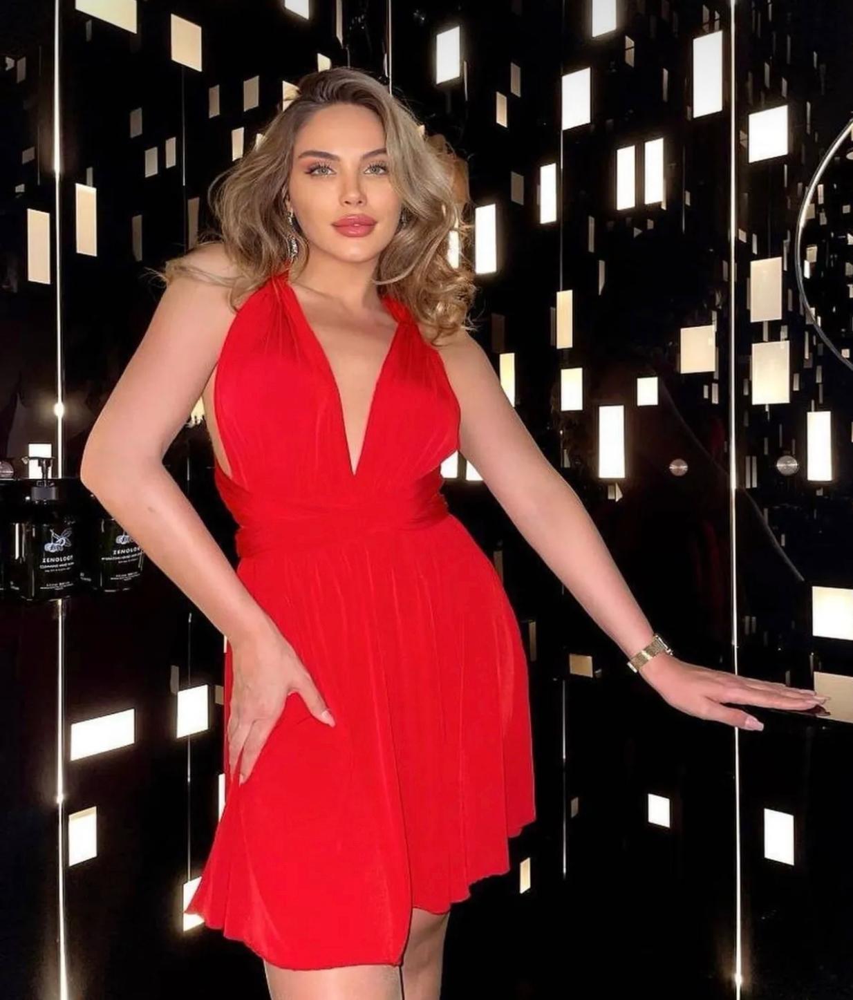 SANDY KUMAŞ FARKLI  TARZLARDA  BAĞLANABİLİR KİLOŞ MİNİ ELBİSE