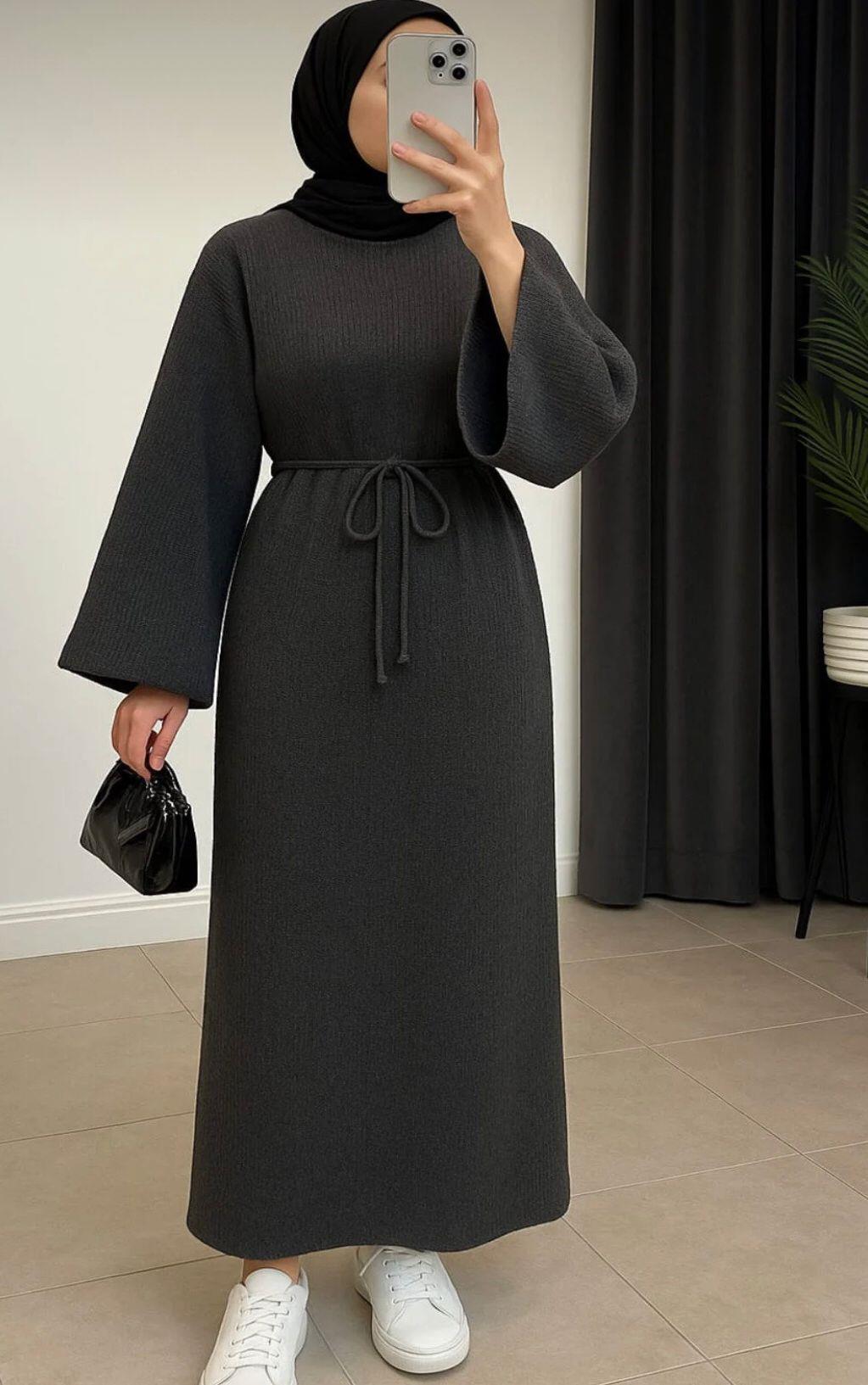 Volanlı Triko Elbise