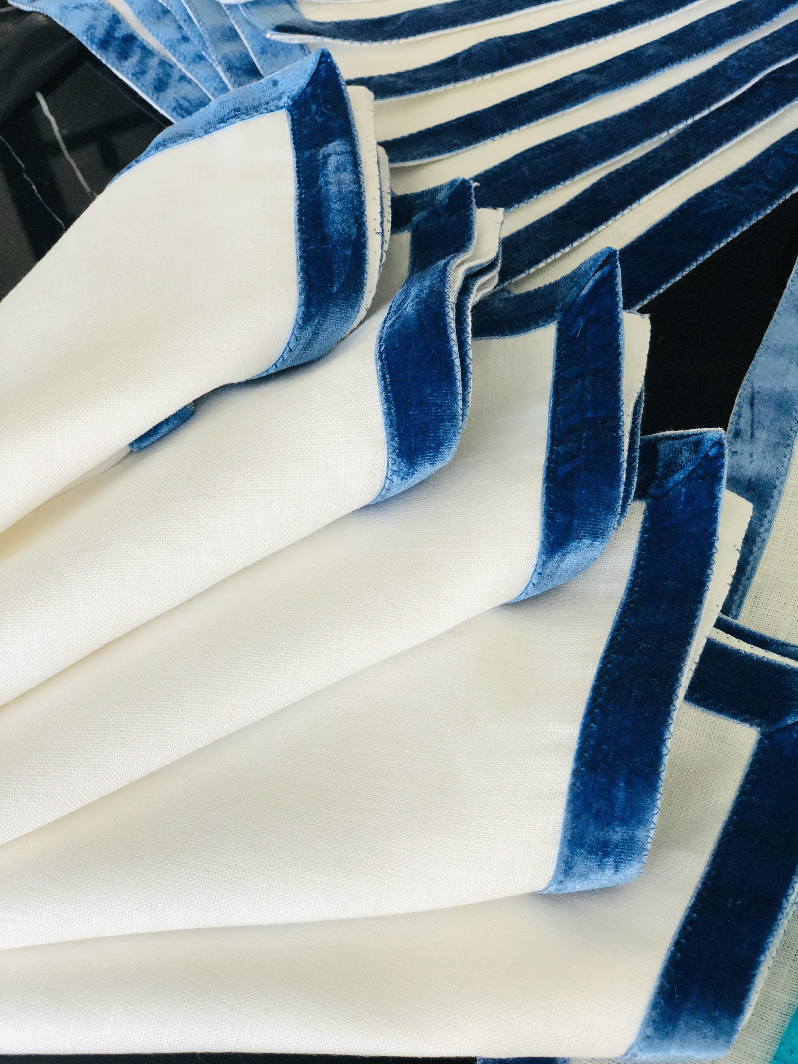 Kadife Kenar Amerikan Servis