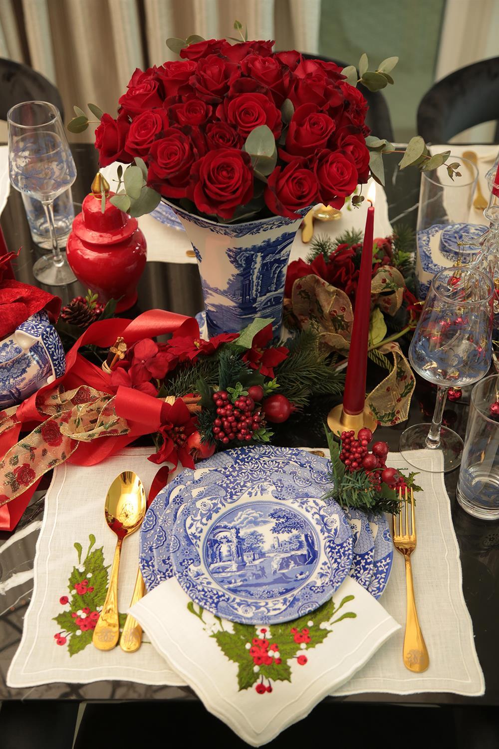 Kokkina Amerikan Servis