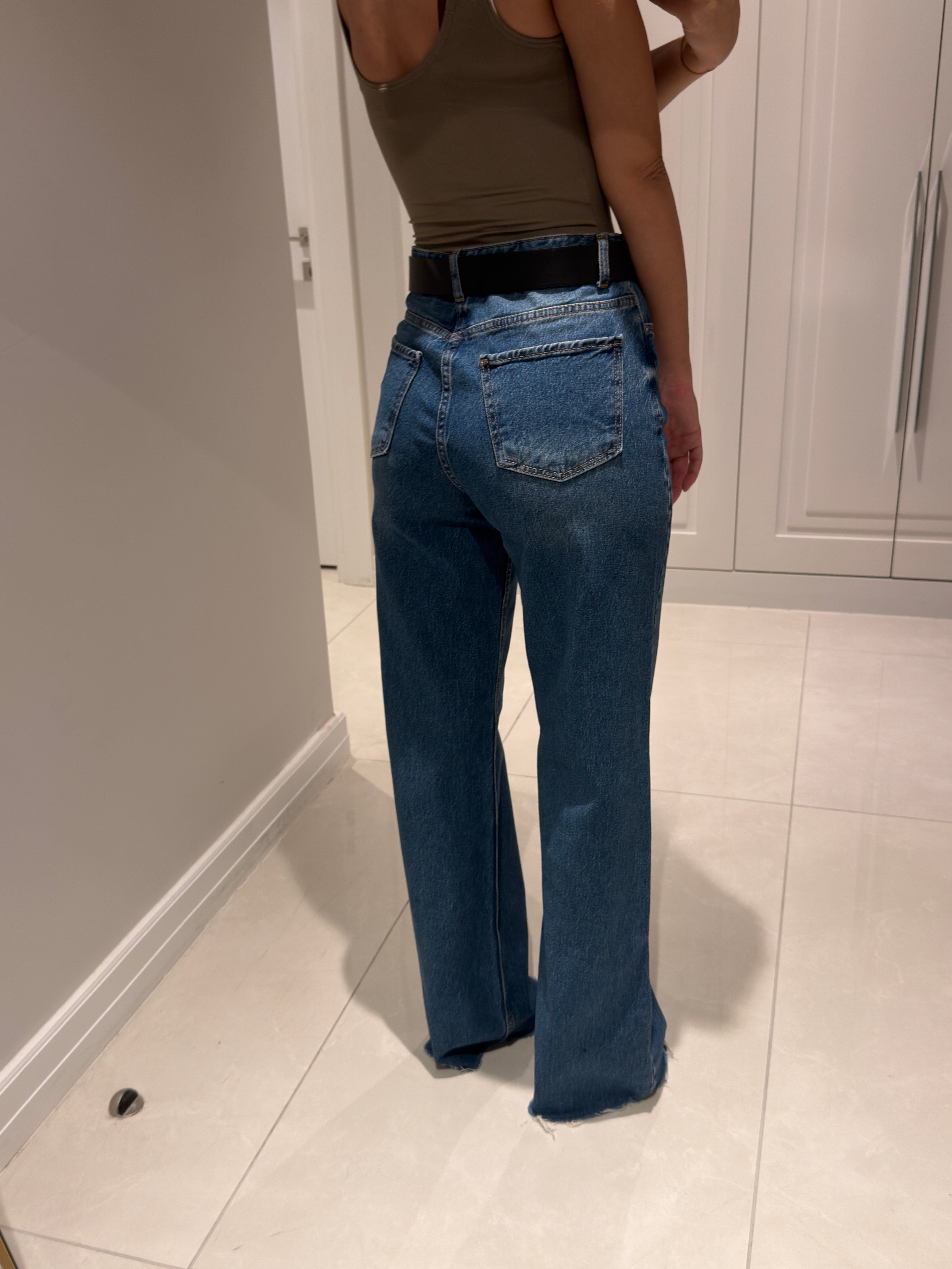 Arya Orta Mavi Yüksek Bel Wide Leg Jean