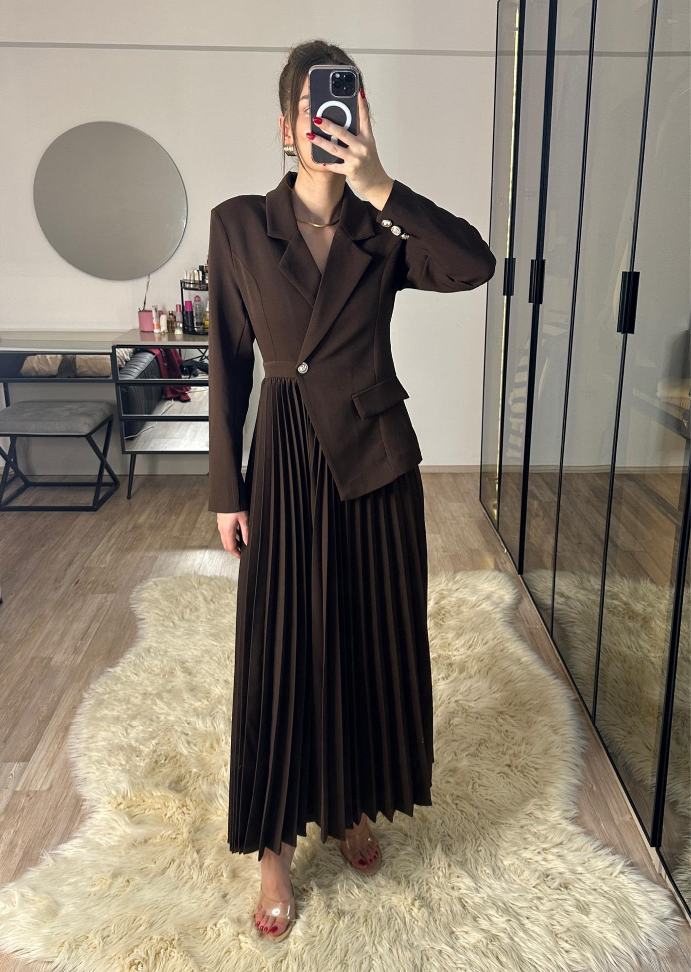 Blazer Ceketli Pileli Kahverengi Elbise