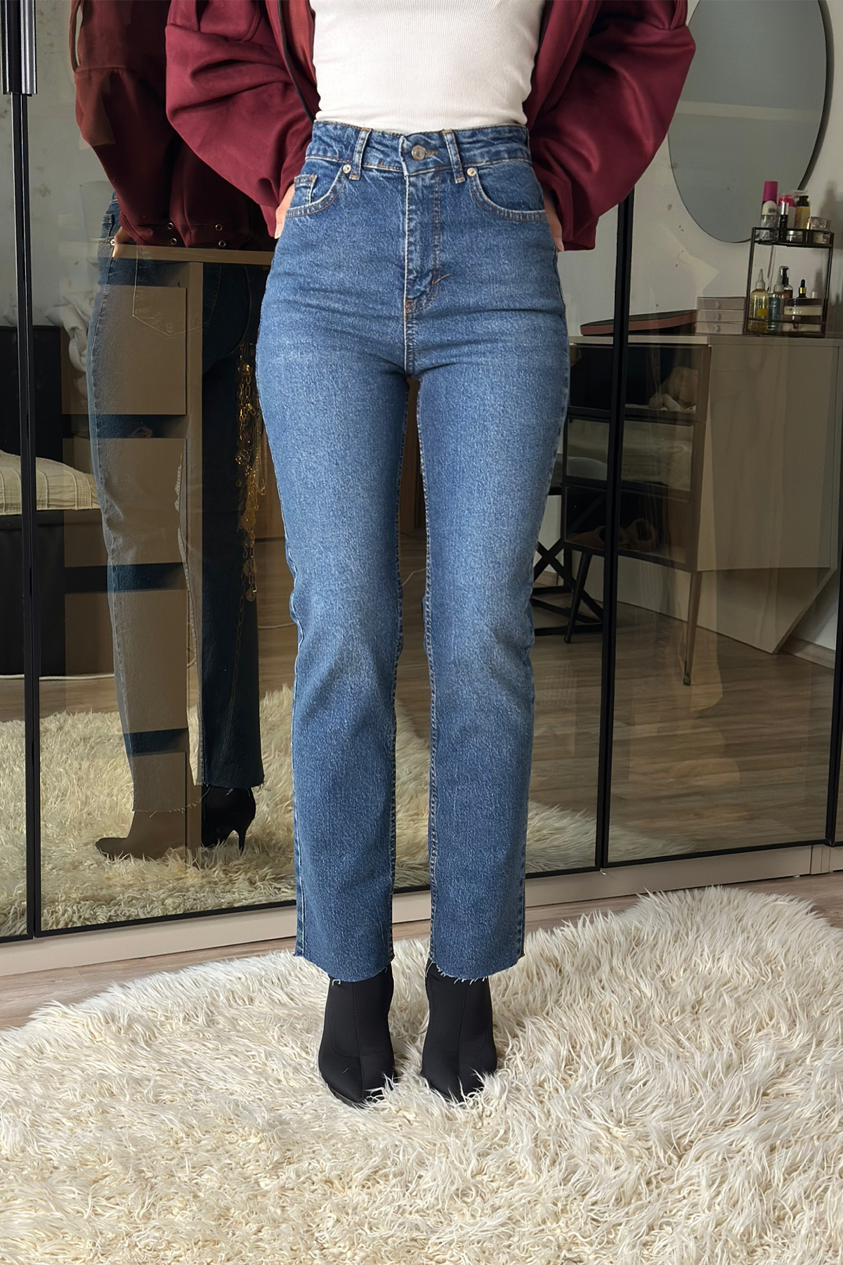 Briella Orta Mavi Yüksek Bel Slim Fit Jean