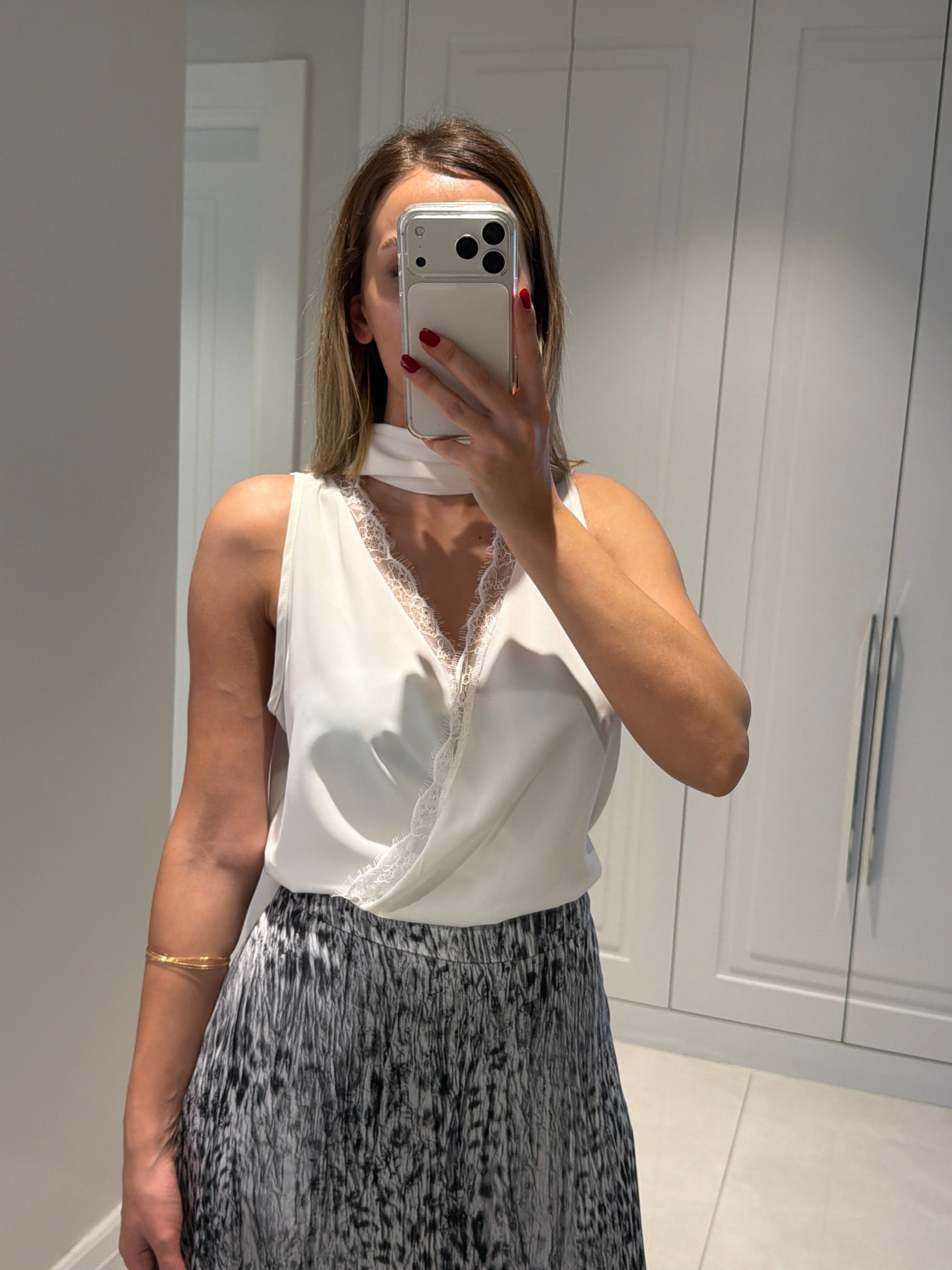 Daphne Beyaz Dantel Detaylı Bodysuit