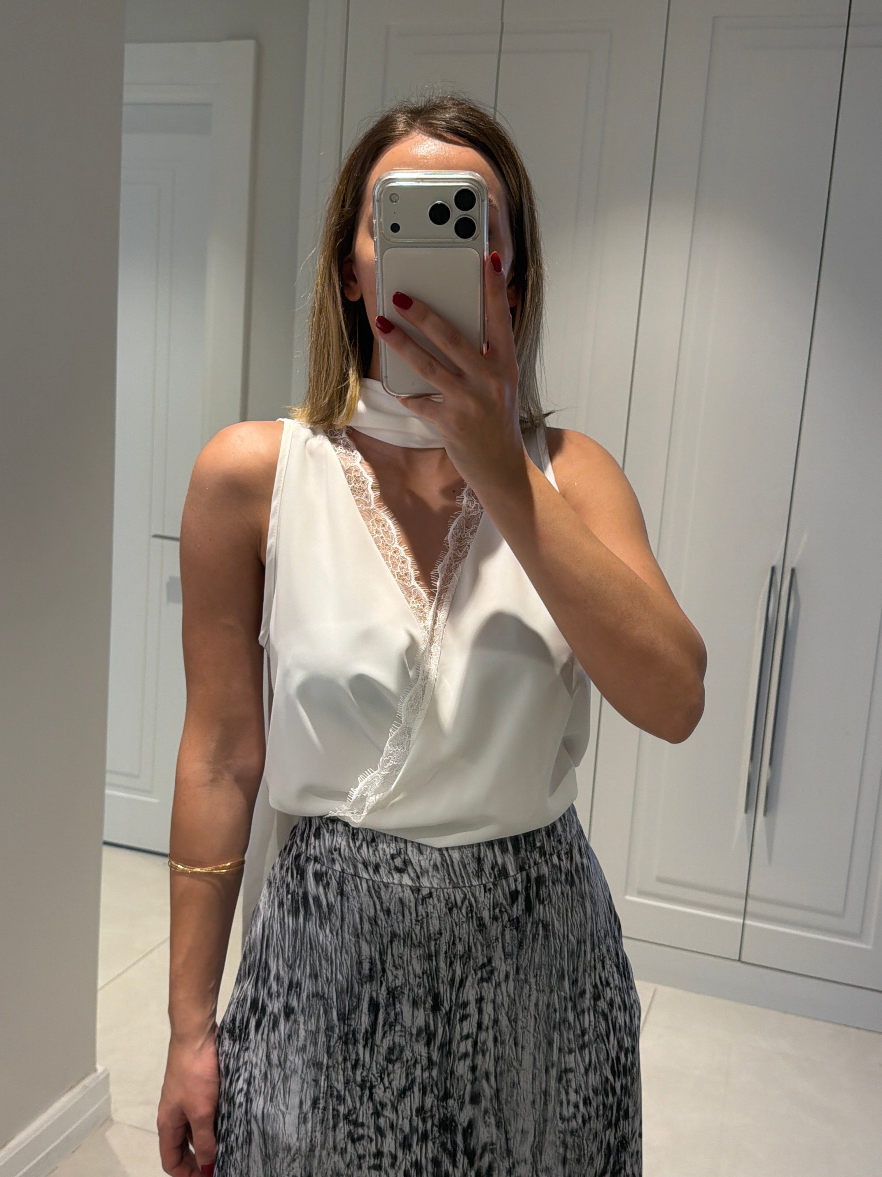 Daphne Beyaz Dantel Detaylı Bodysuit