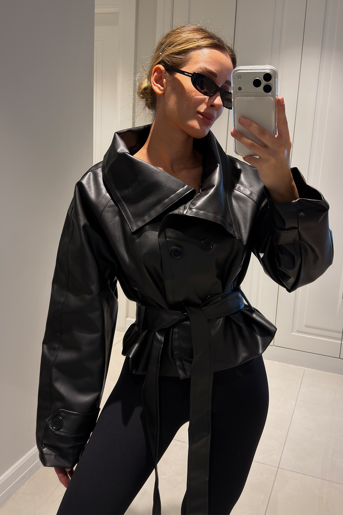 Eloise Siyah Dik Yaka Deri Ceket