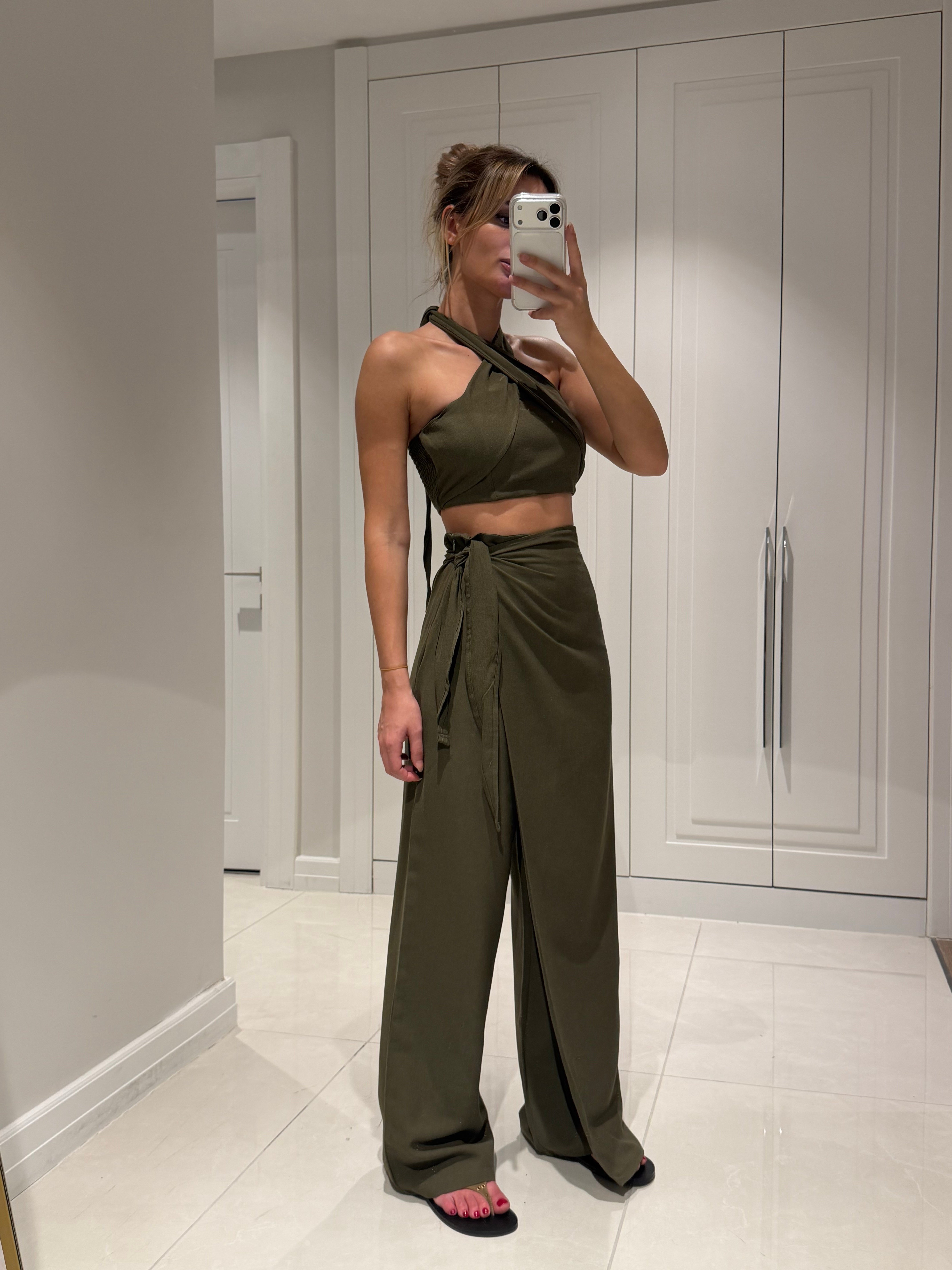 Lake Haki Crop Bağlamalı Kapaklı Pantolon Bluz Takım