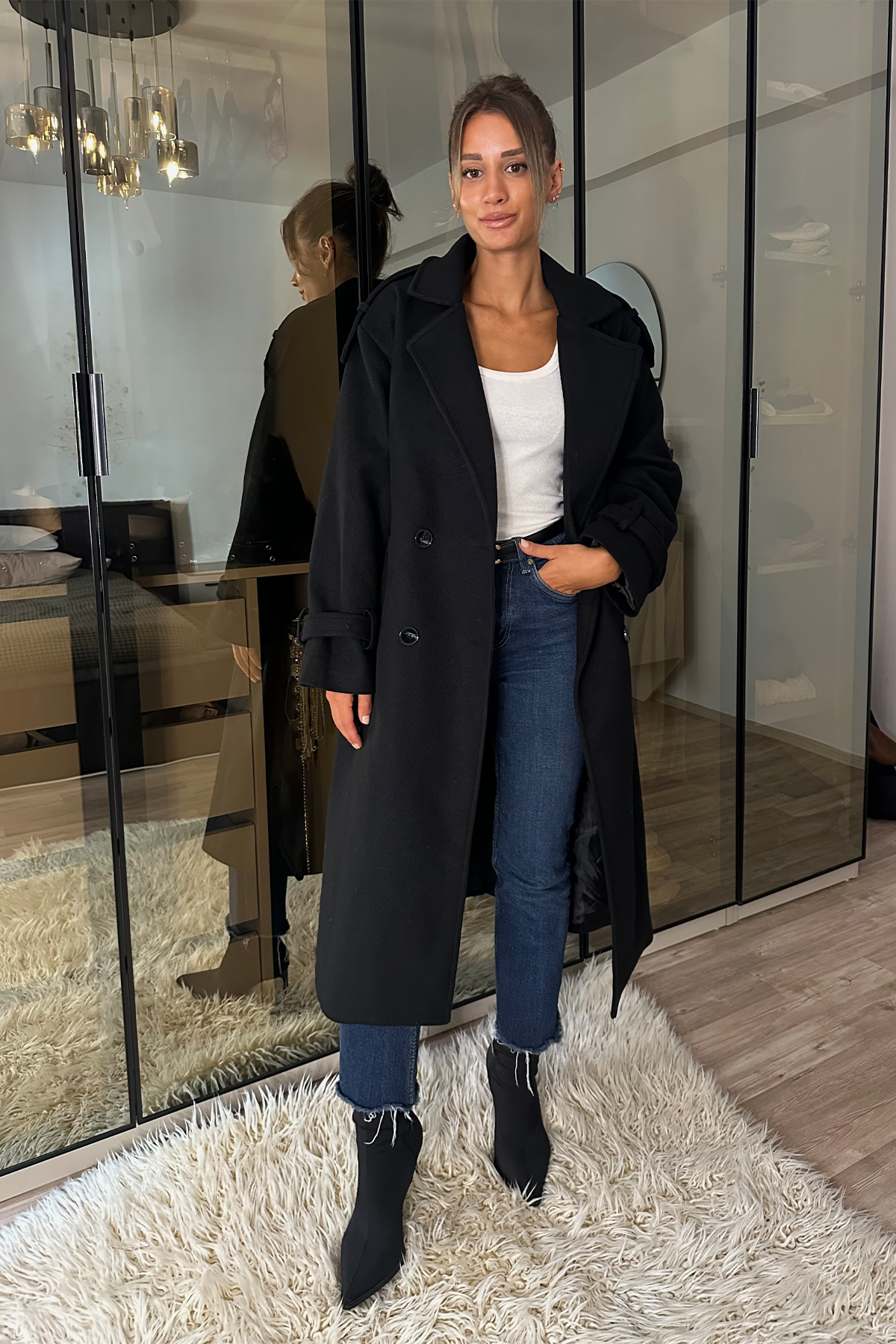 Laura Siyah Kuşaklı Kaşe Kaban