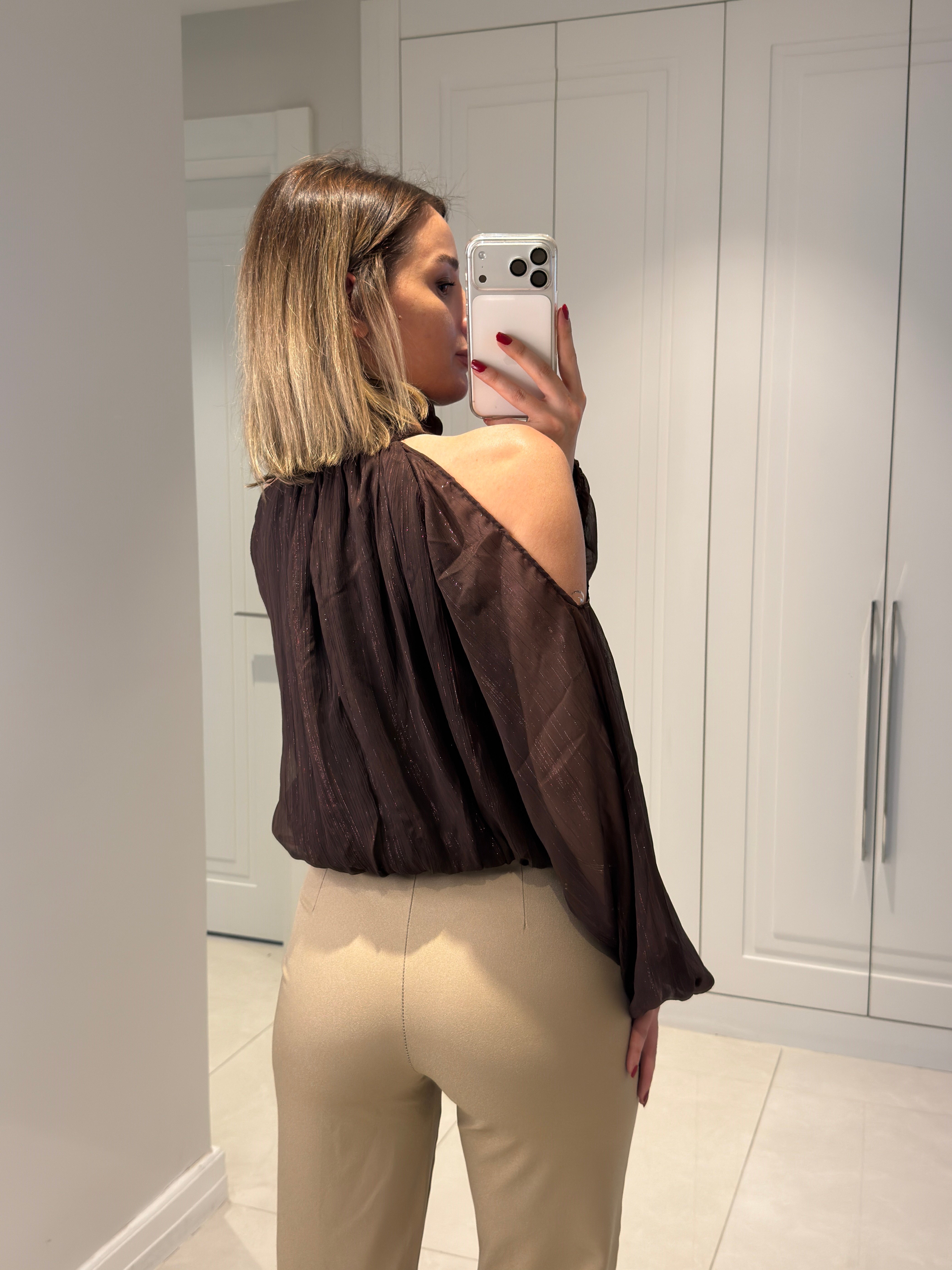 Liona Kahve Omzu Açık Şifon Tül Bluz