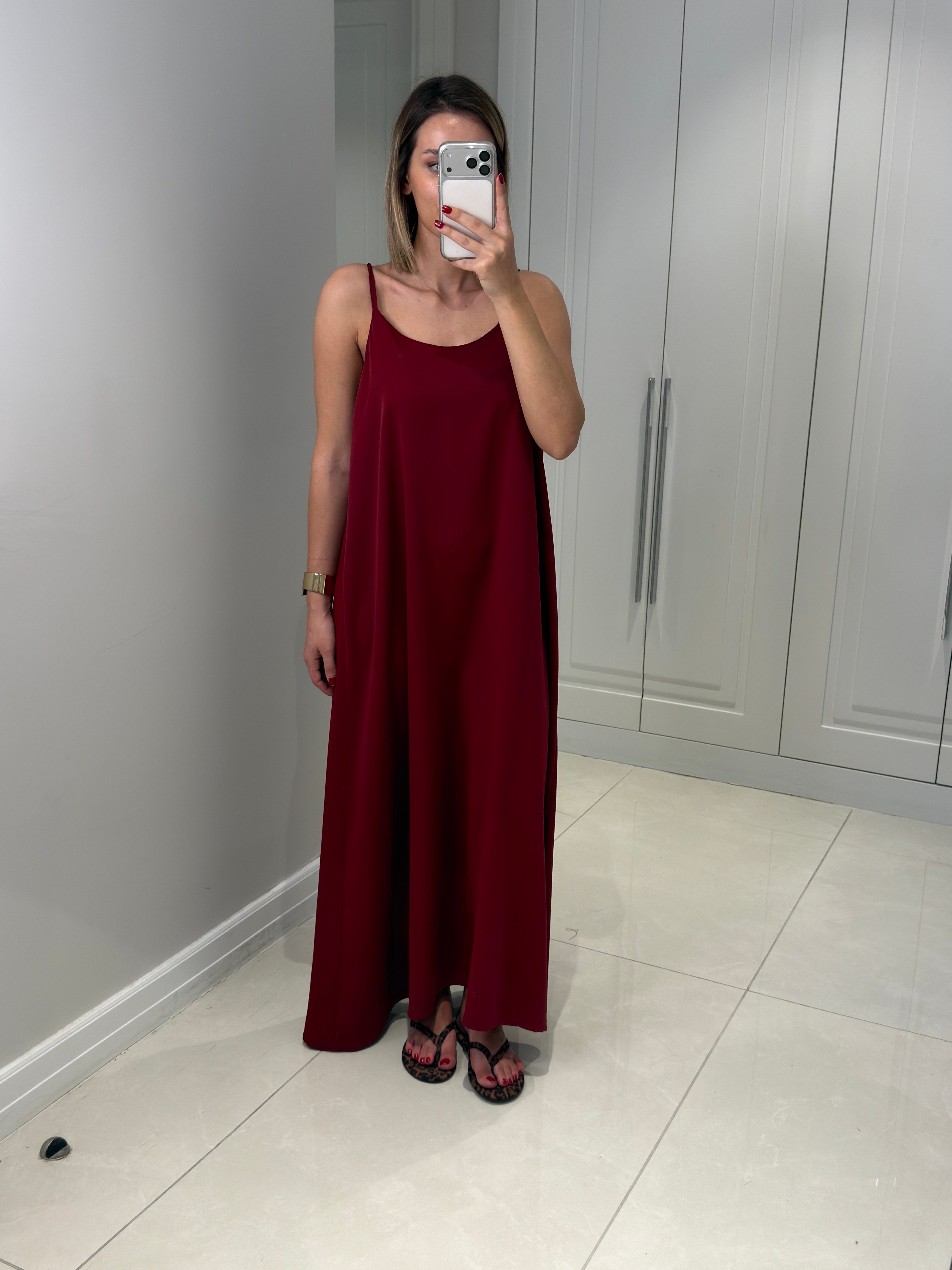 Noura Bordo Askılı Elbise