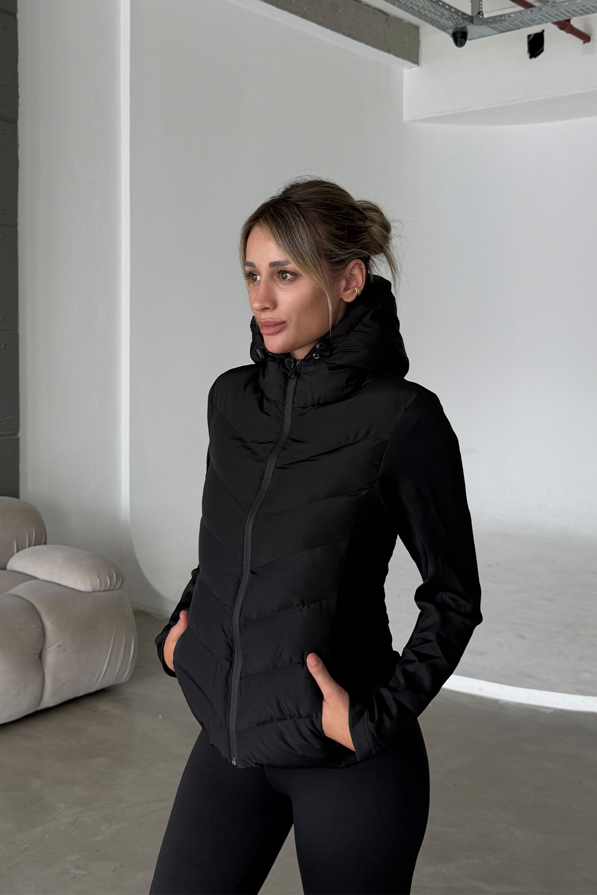 Range Kapüşonlu Kontrast Şişme Mont