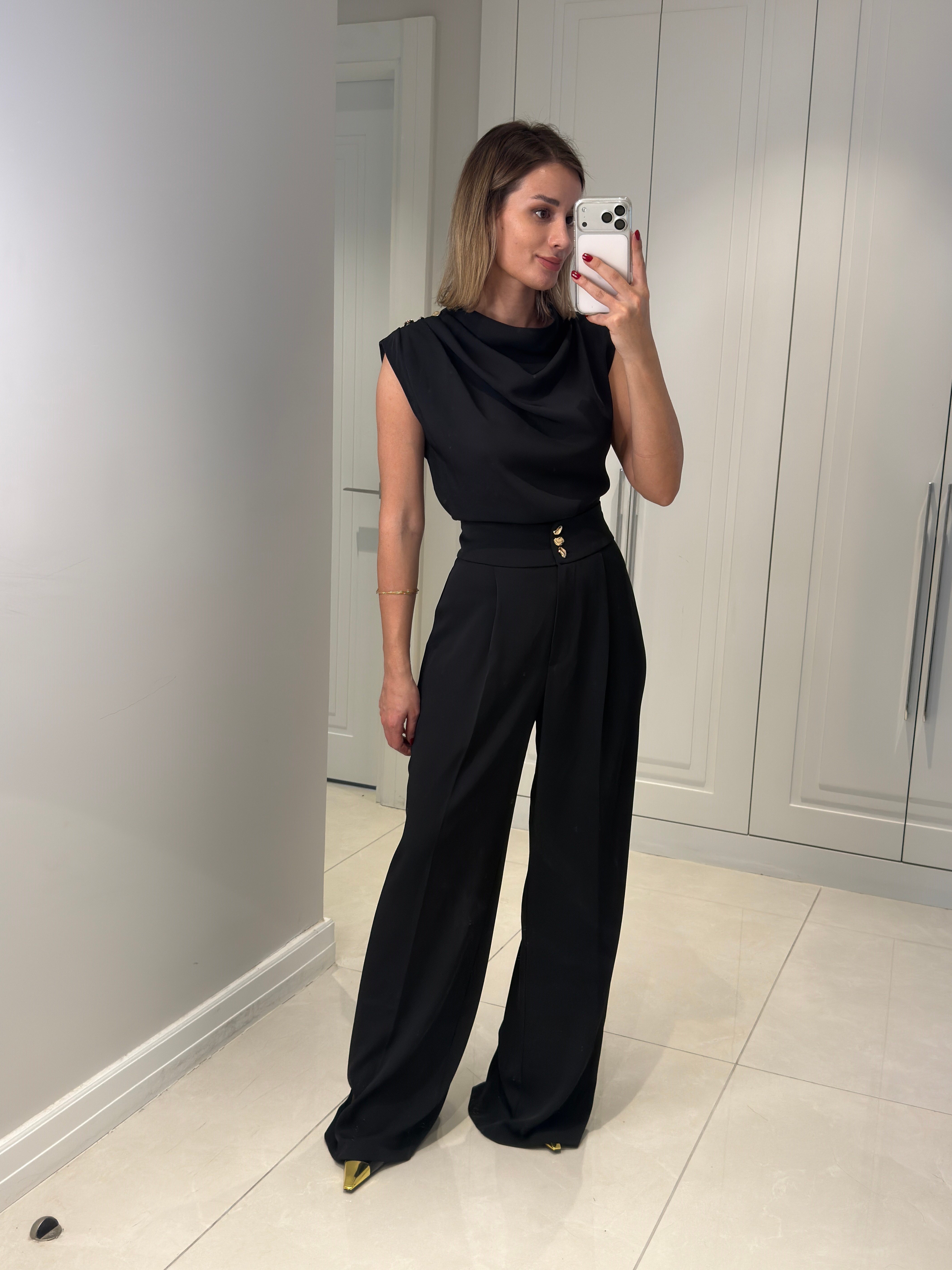 Talia Siyah Düğme Detaylı Pantolon Bluz Takım
