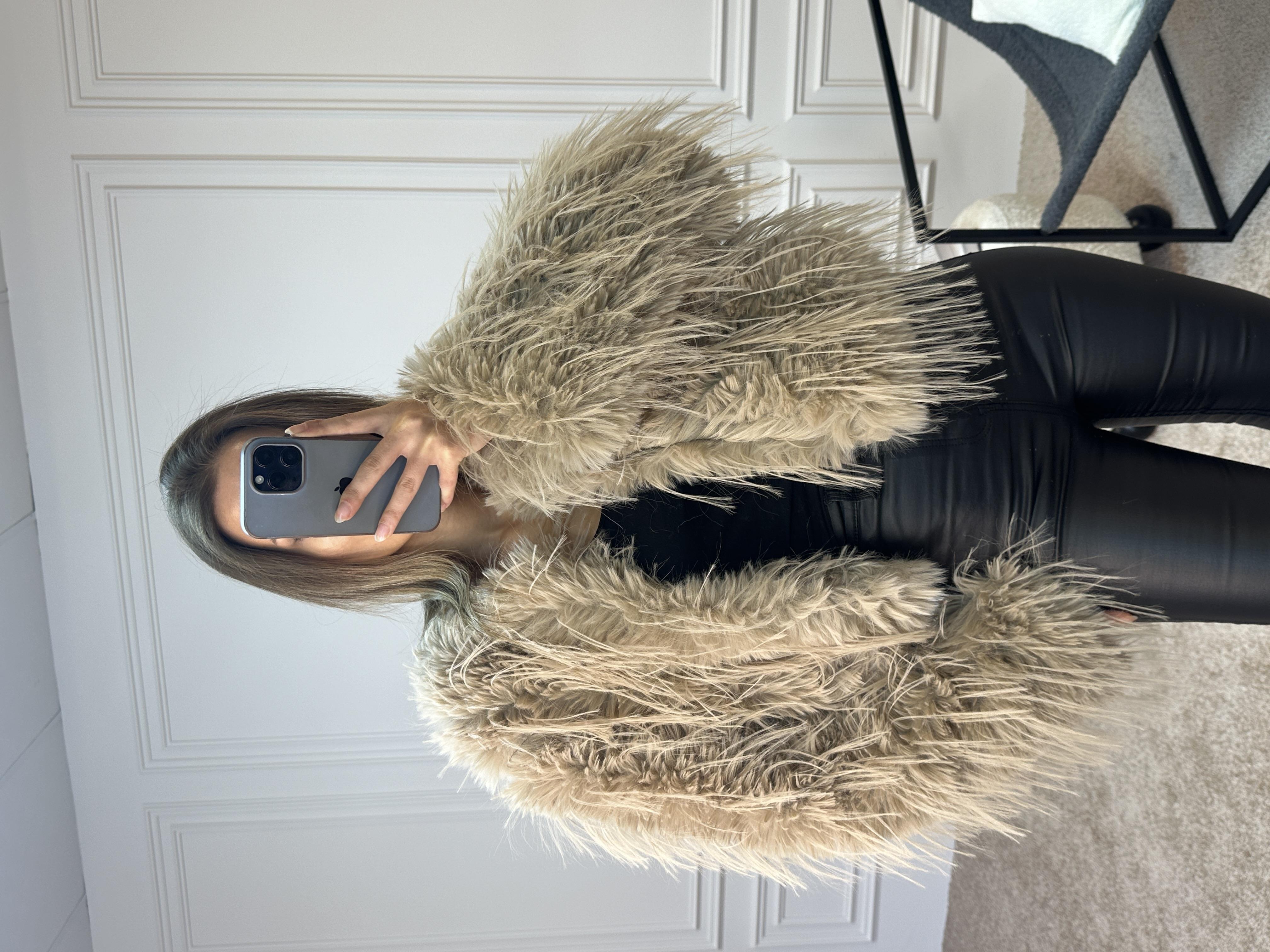 Lena Zr Model Bej Renk Luxury İçi Astarlı Premium İthal Kürk