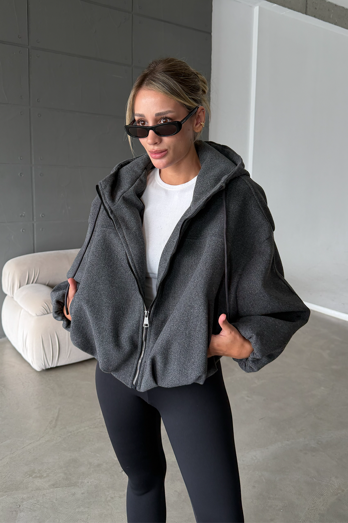 Pamela ZR Model Kapüşonlu Antrasit Bomber Kalıp Kaşe Kaban