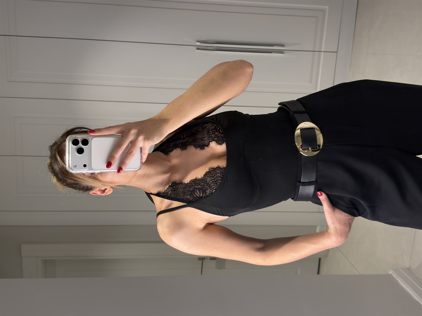 Adel Siyah Dantel Askılı Bodysuit