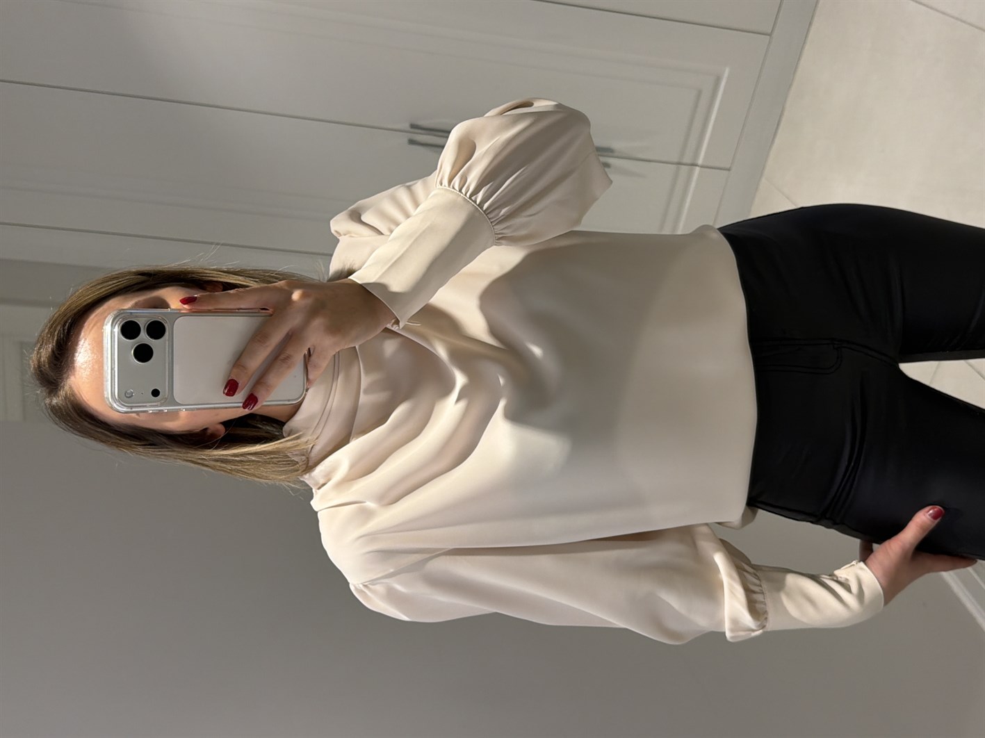 Alora Drape Detaylı Bej Bluz