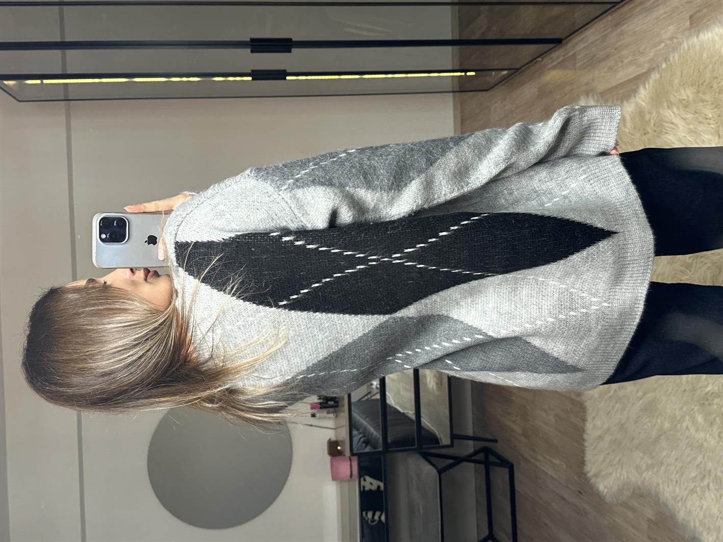 Baklava Desenli Oversize Kazak