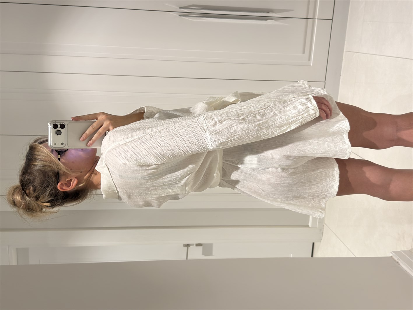 Becca Beyaz Gofre Tulum Elbise