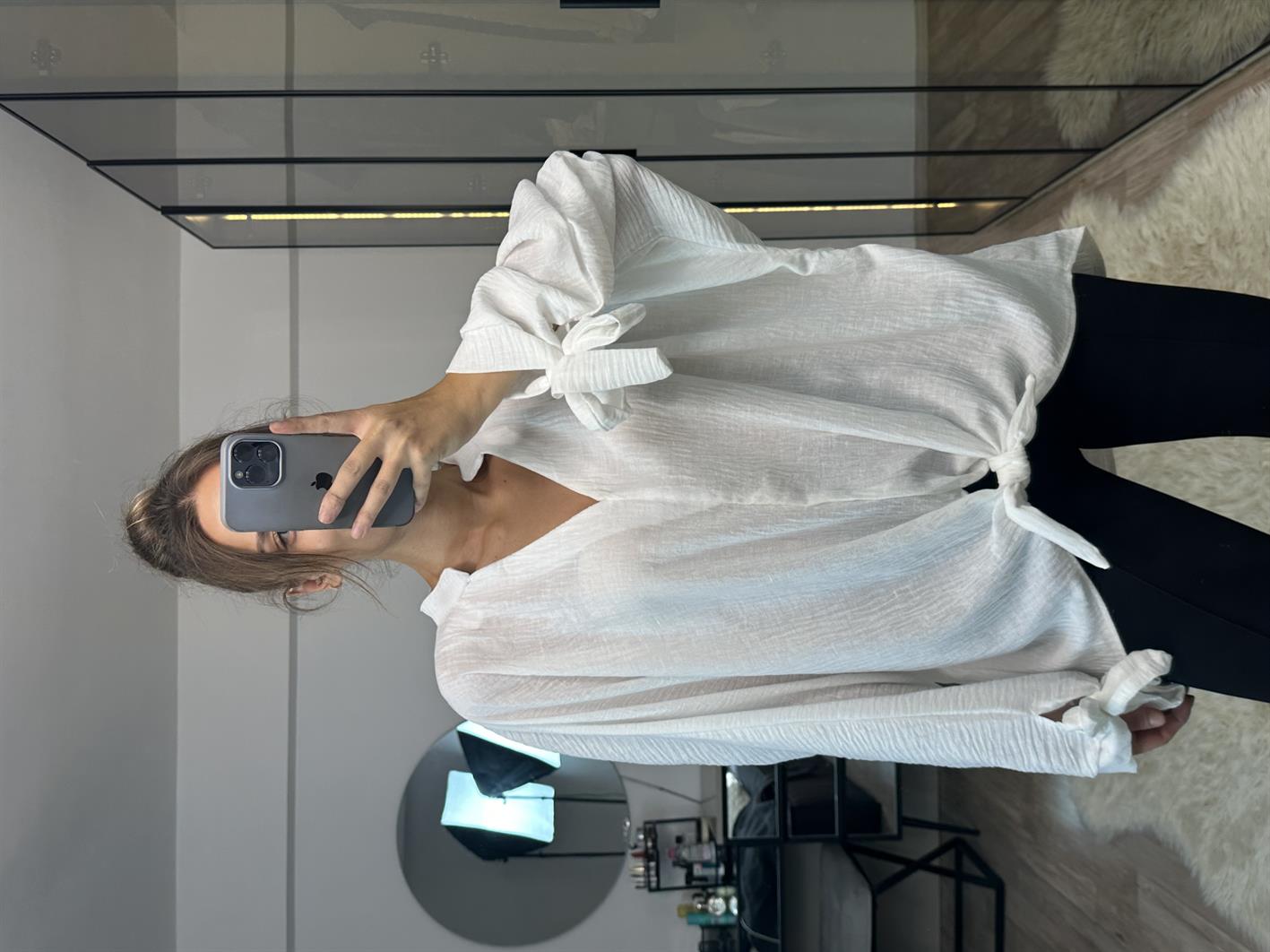 Bethany Beyaz Bağlama Detaylı Keten Bluz