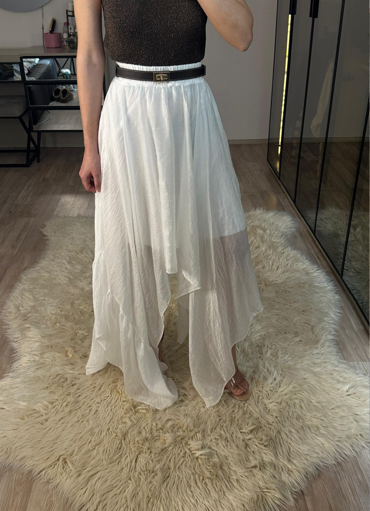 Boho Asimetrik Kesim Beyaz Etek