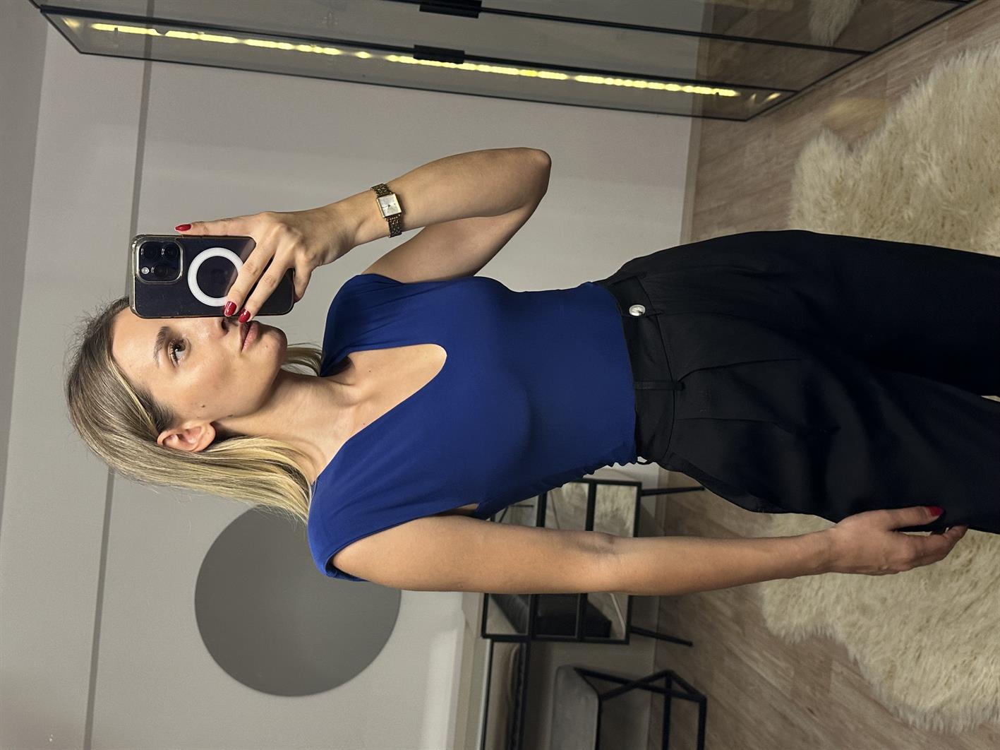 Brand Lacivert V Yaka Vatkalı Bluz