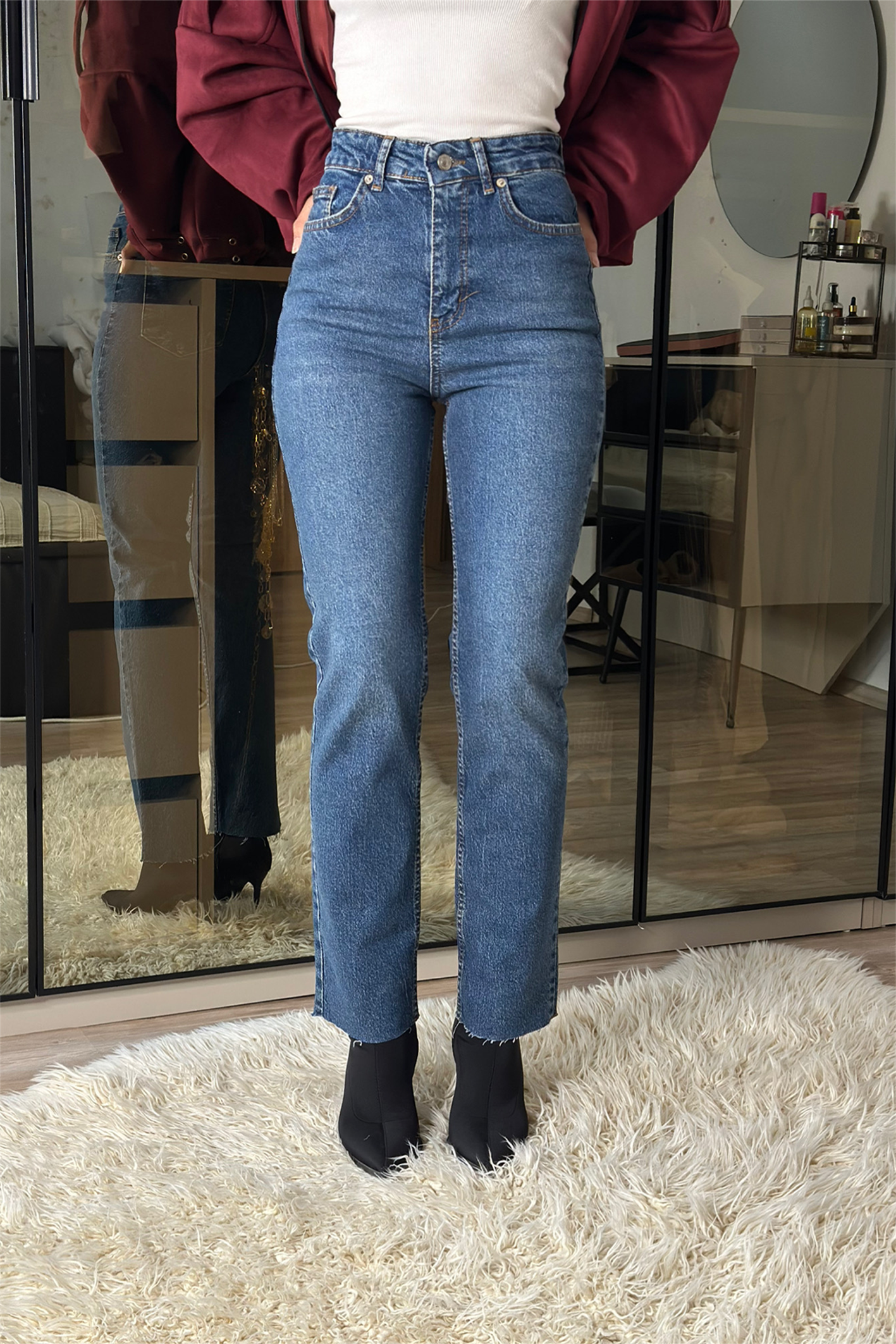 Briella Orta Mavi Yüksek Bel Slim Fit Jean