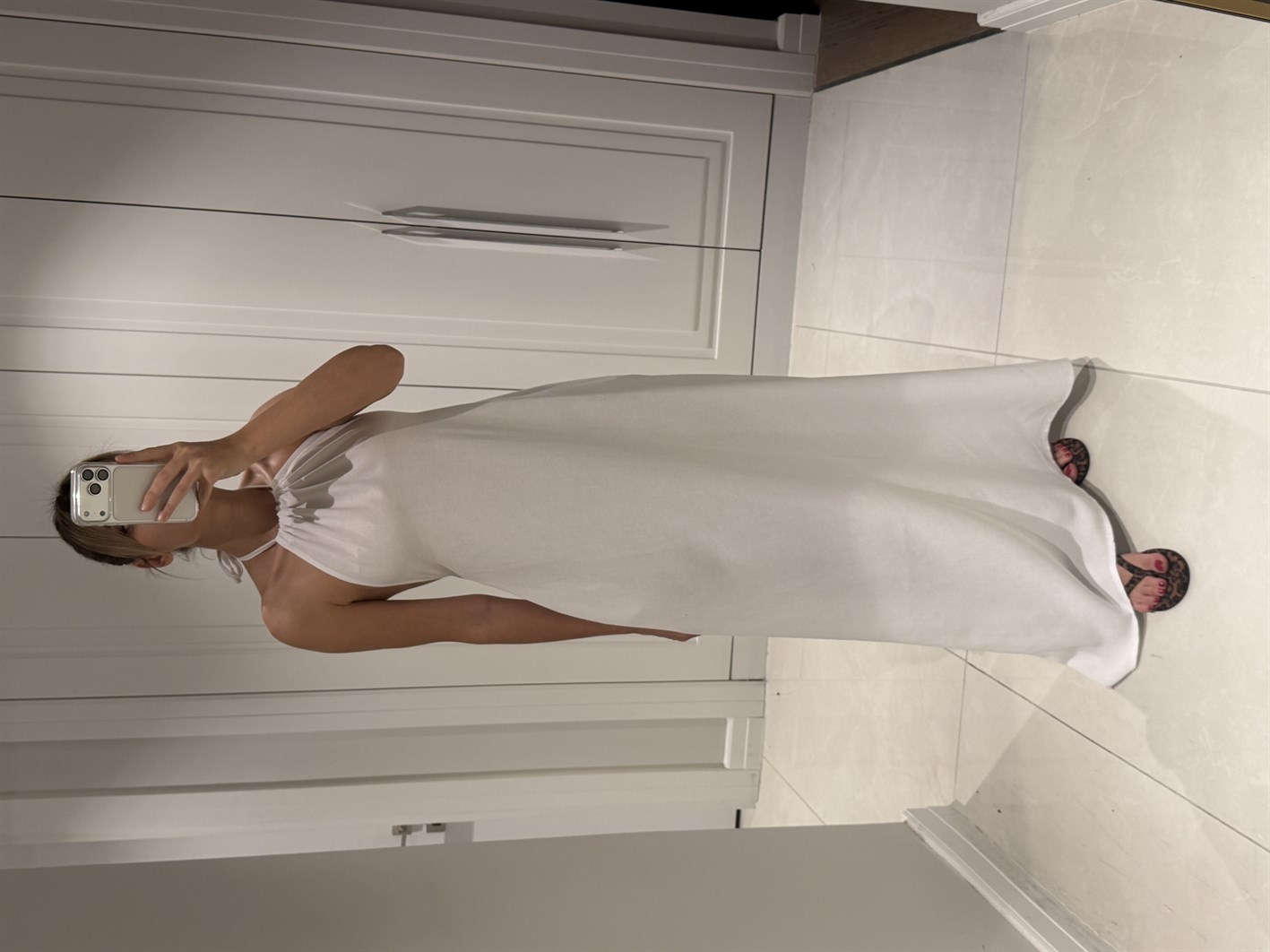 Cara Beyaz Halter Yaka Sırt Dekolteli %100 Bambu Keten Elbise