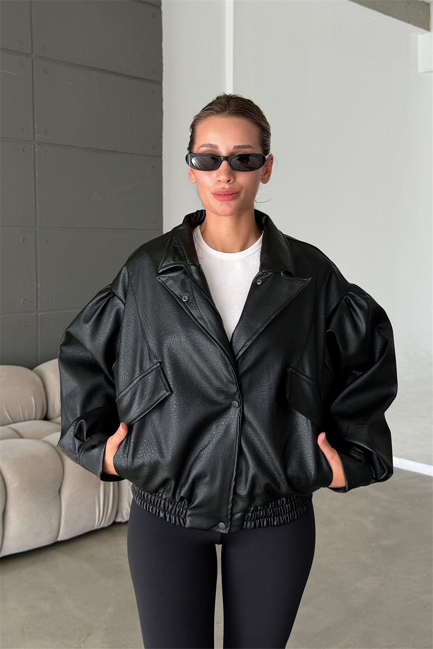 Carey Siyah Cep Detaylı Oversize Deri Ceket