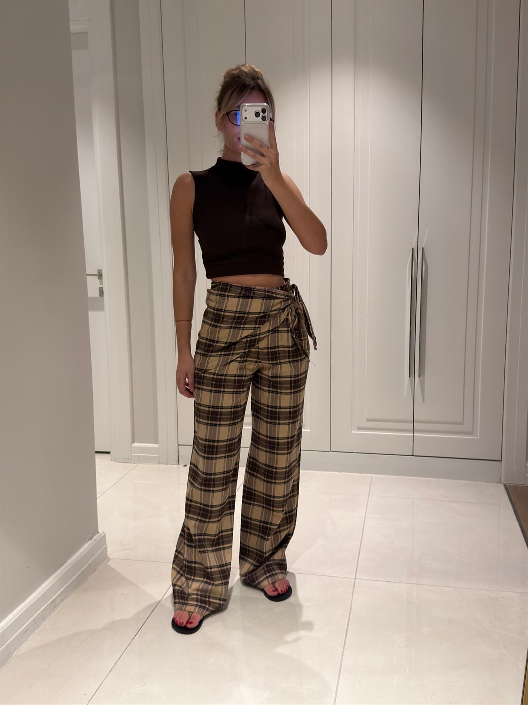Carol Bej Kahve Ekose Bağlamalı Pantolon