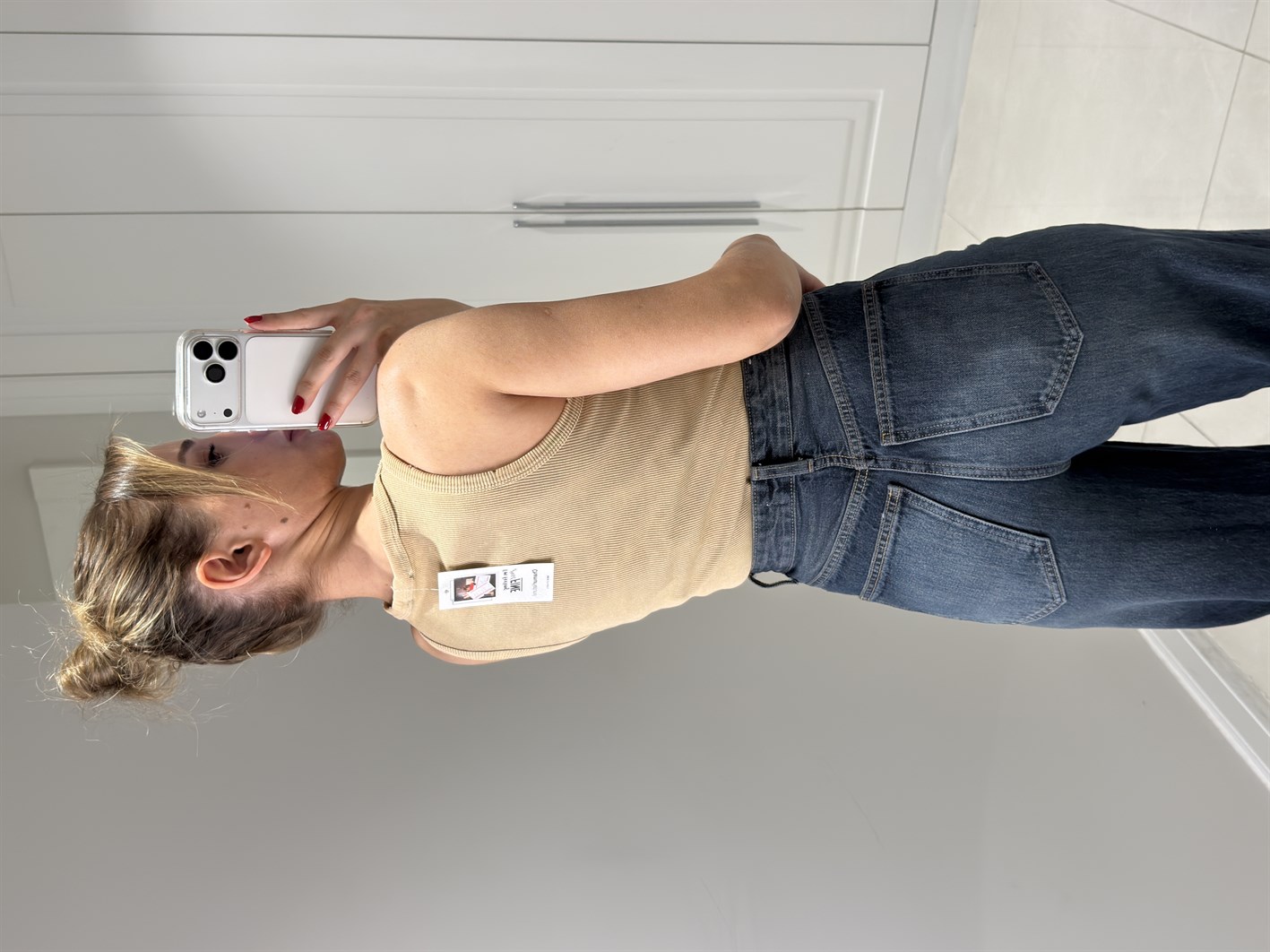 Charlotte Bej Halter Yaka Atlet