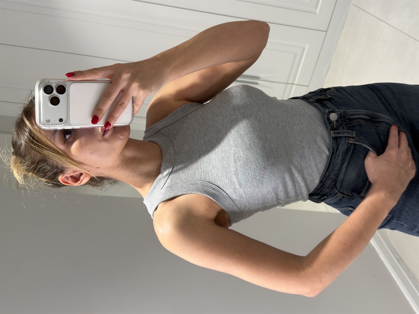 Charlotte Gri Halter Yaka Atlet