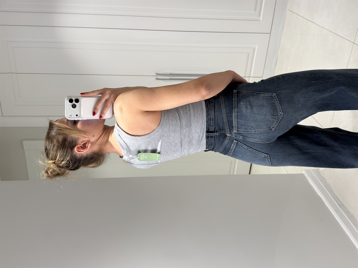 Charlotte Gri Halter Yaka Atlet
