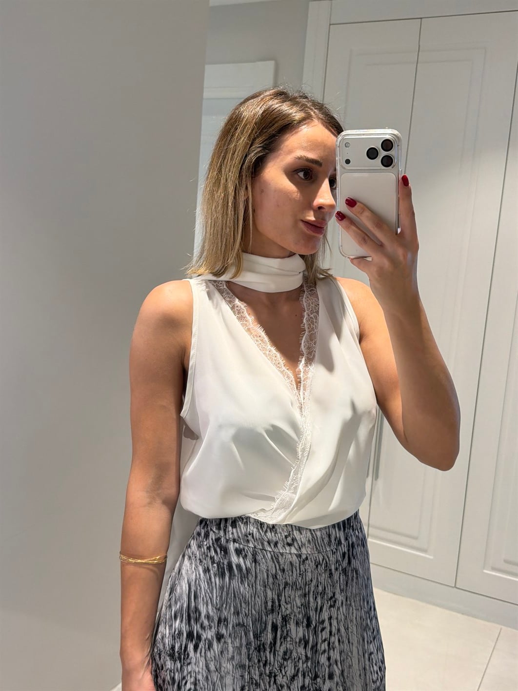 Daphne Beyaz Dantel Detaylı Bodysuit