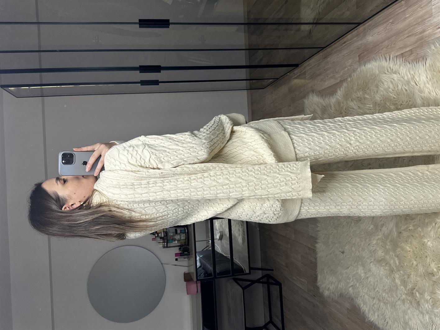 Dolly Bej Örgü Detaylı Atkılı Triko Takım