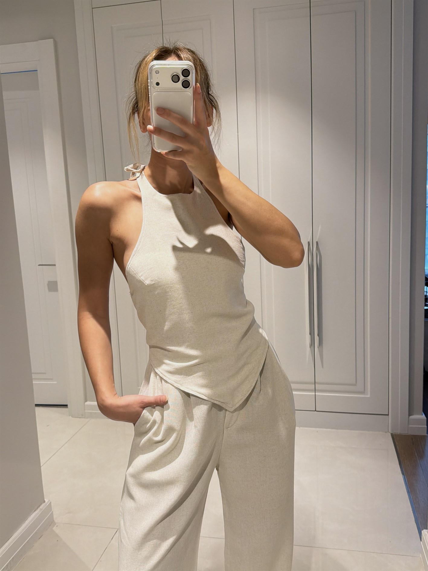 Emily Bej Bambu Keten Asimetrik Halter Yaka Bluz Pantolon Takım