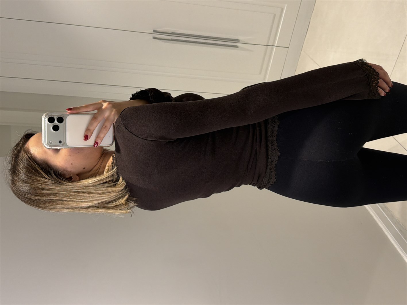 Freya Acı Kahve Dantel Bağlamalı Bluz