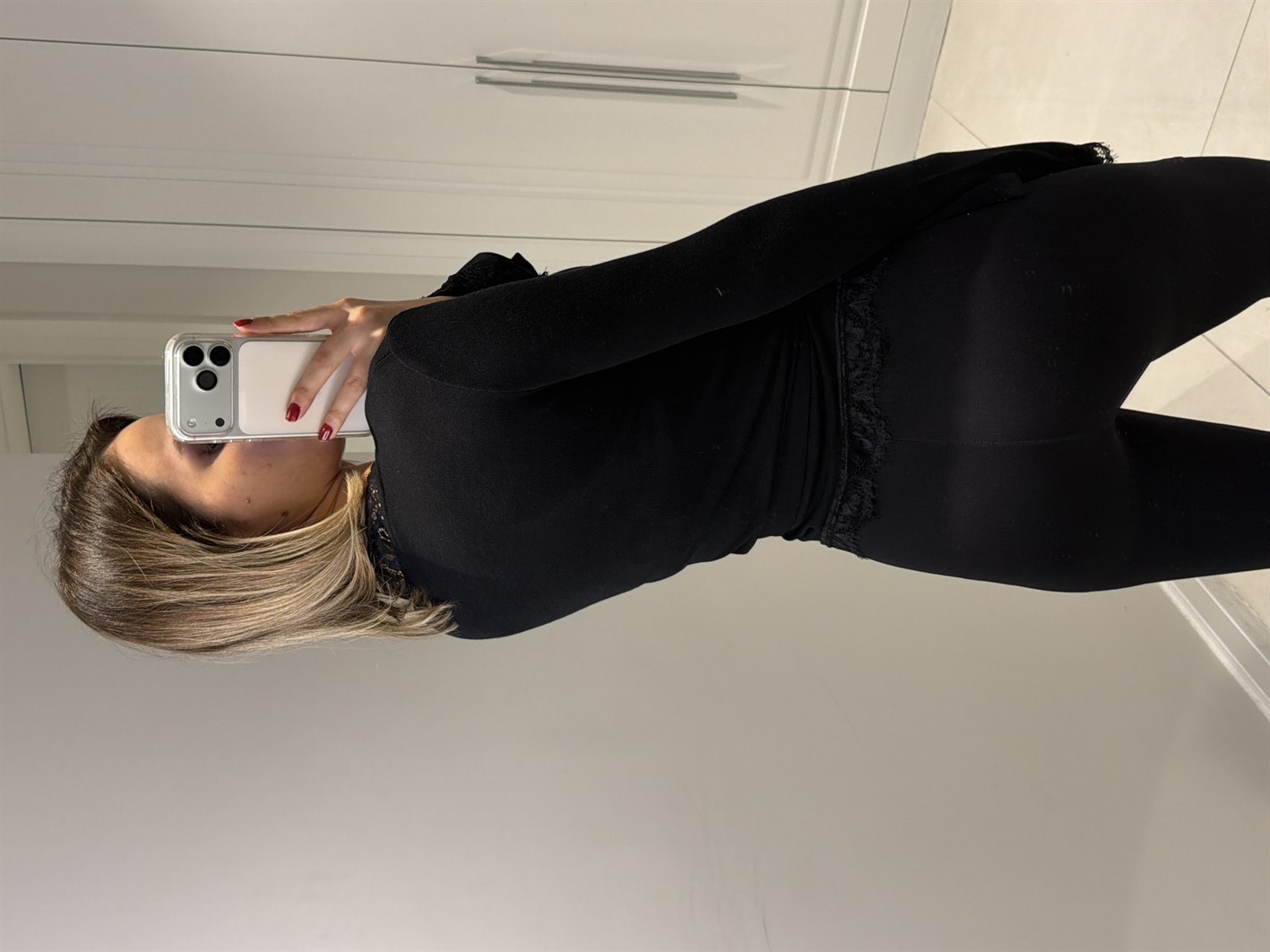 Freya Siyah Dantel Bağlamalı Bluz