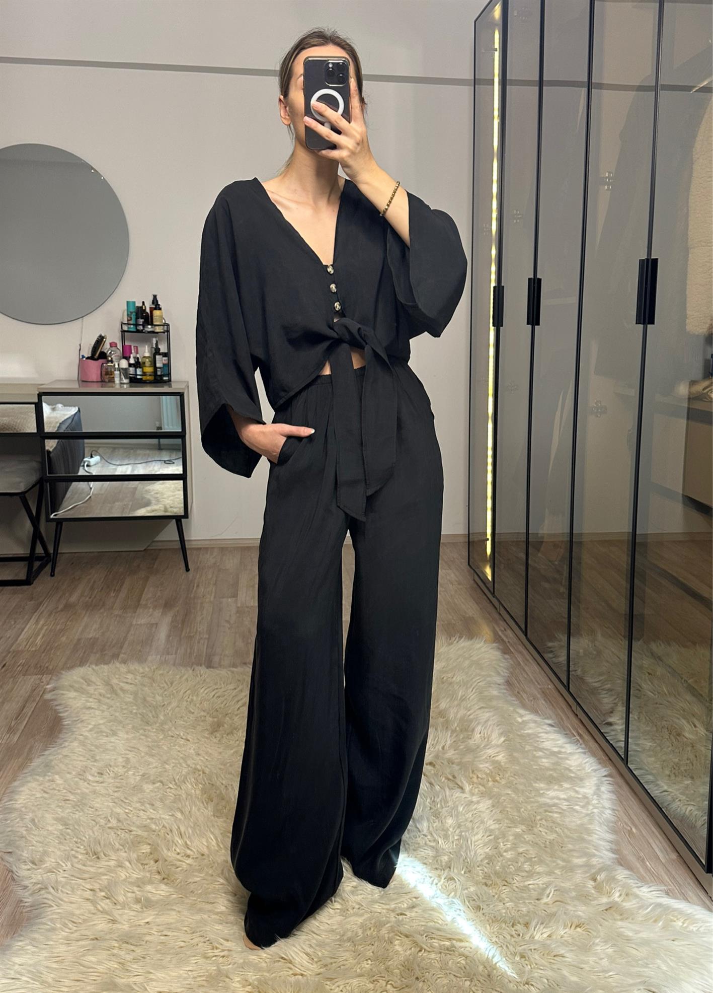 Gemma Siyah Önü Bağlamalı Salaş Kollu Pantolon Bluz Takım