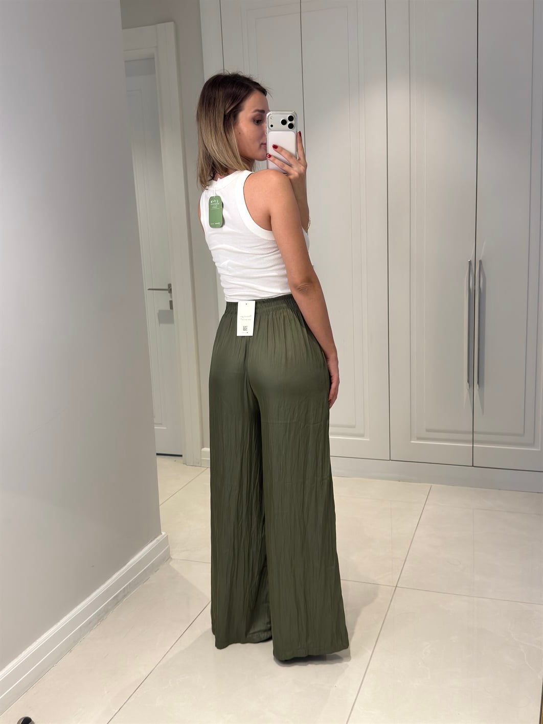 Hadley Haki Kırışık Görünümlü İpek Saten Pantolon