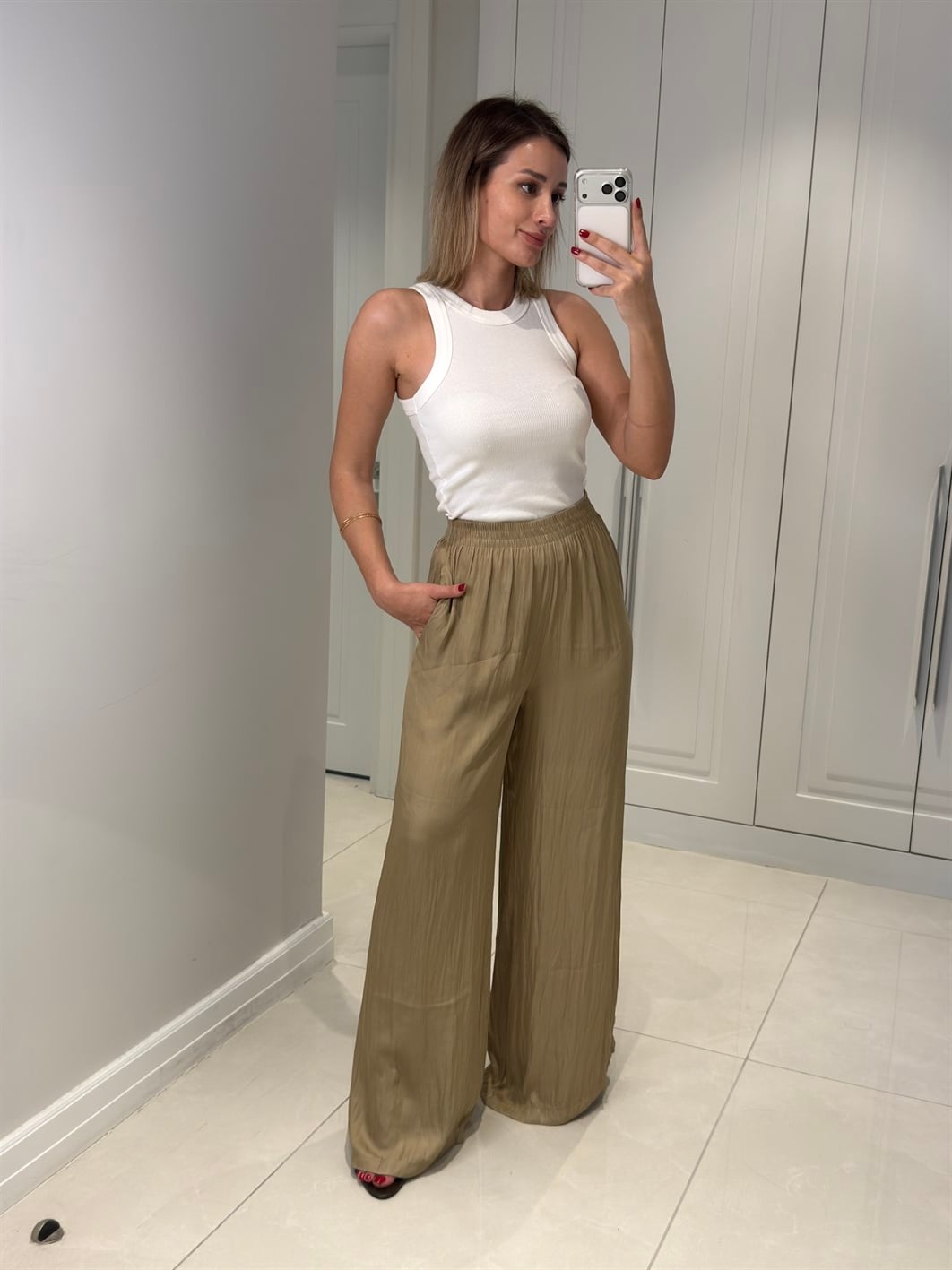 Hadley Vizon Kırışık Görünümlü İpek Saten Pantolon