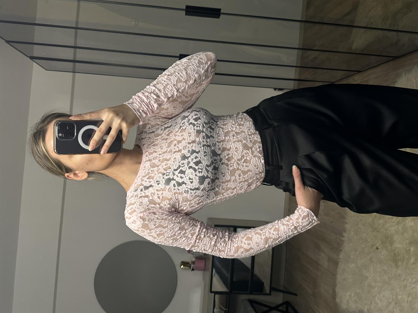 Jessica Pembe Dantel Bluz