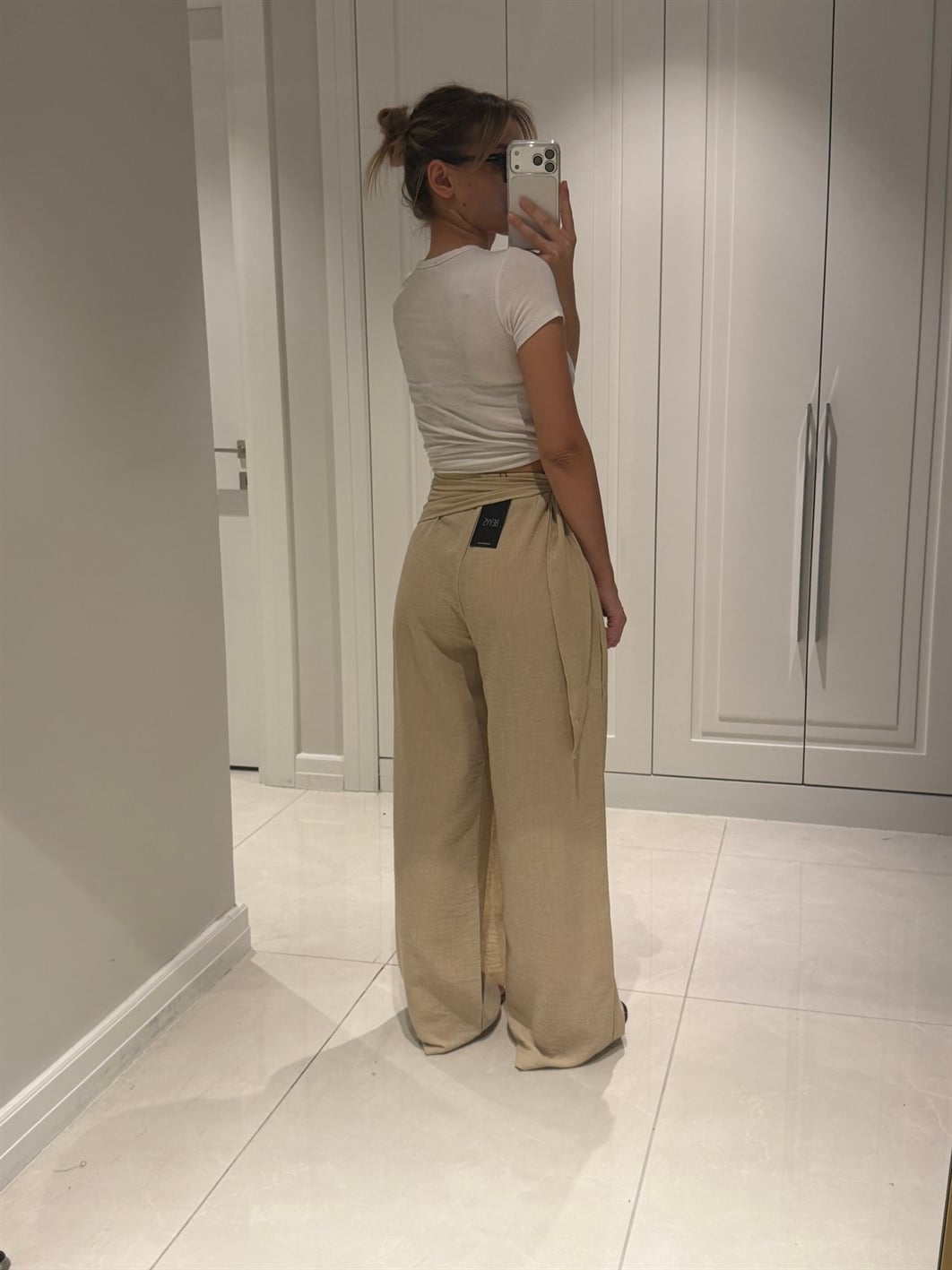Keira Bej Kapaklı Keten Pantolon