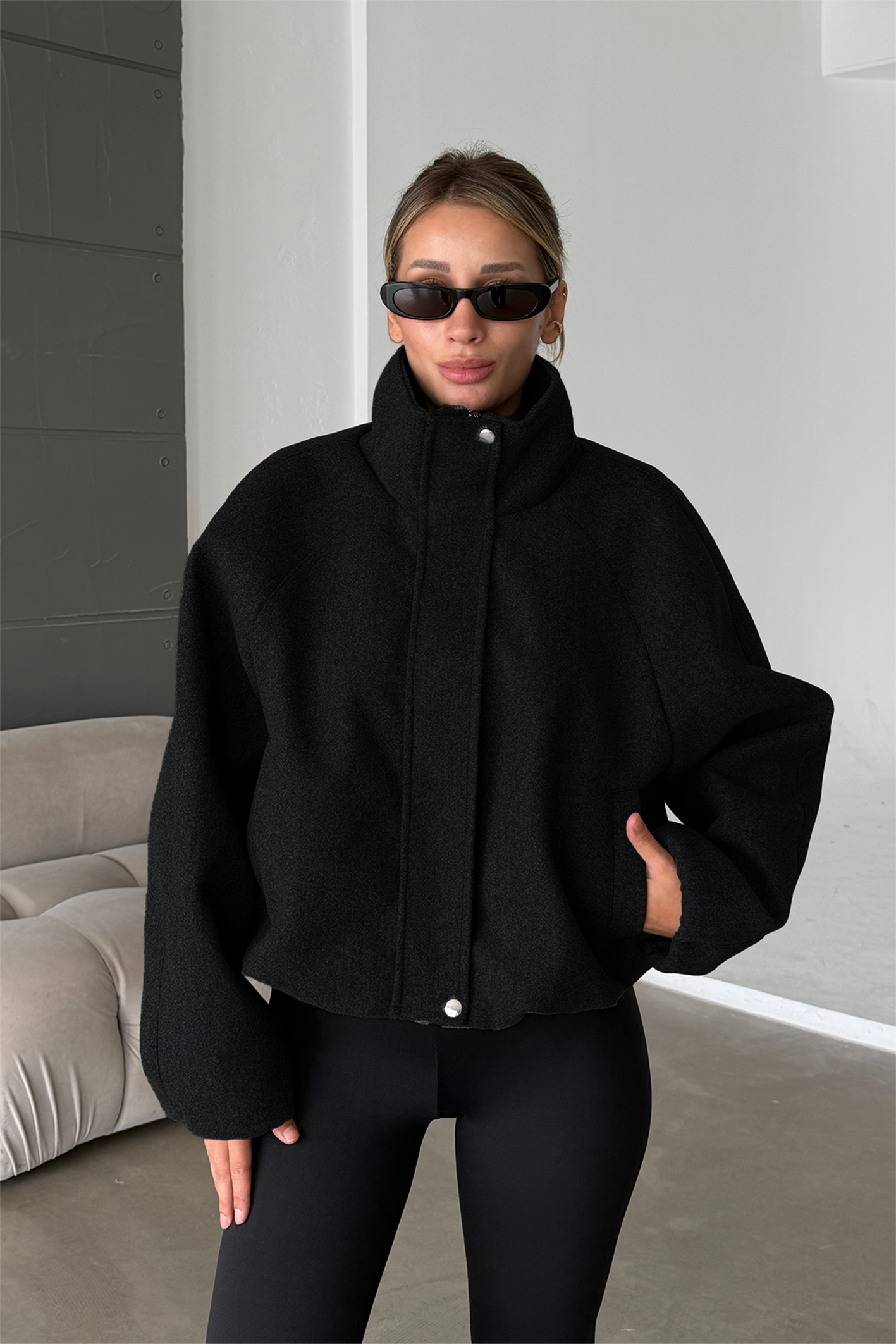 Lucie Siyah Dik Yaka Oversize Kaşe Kaban