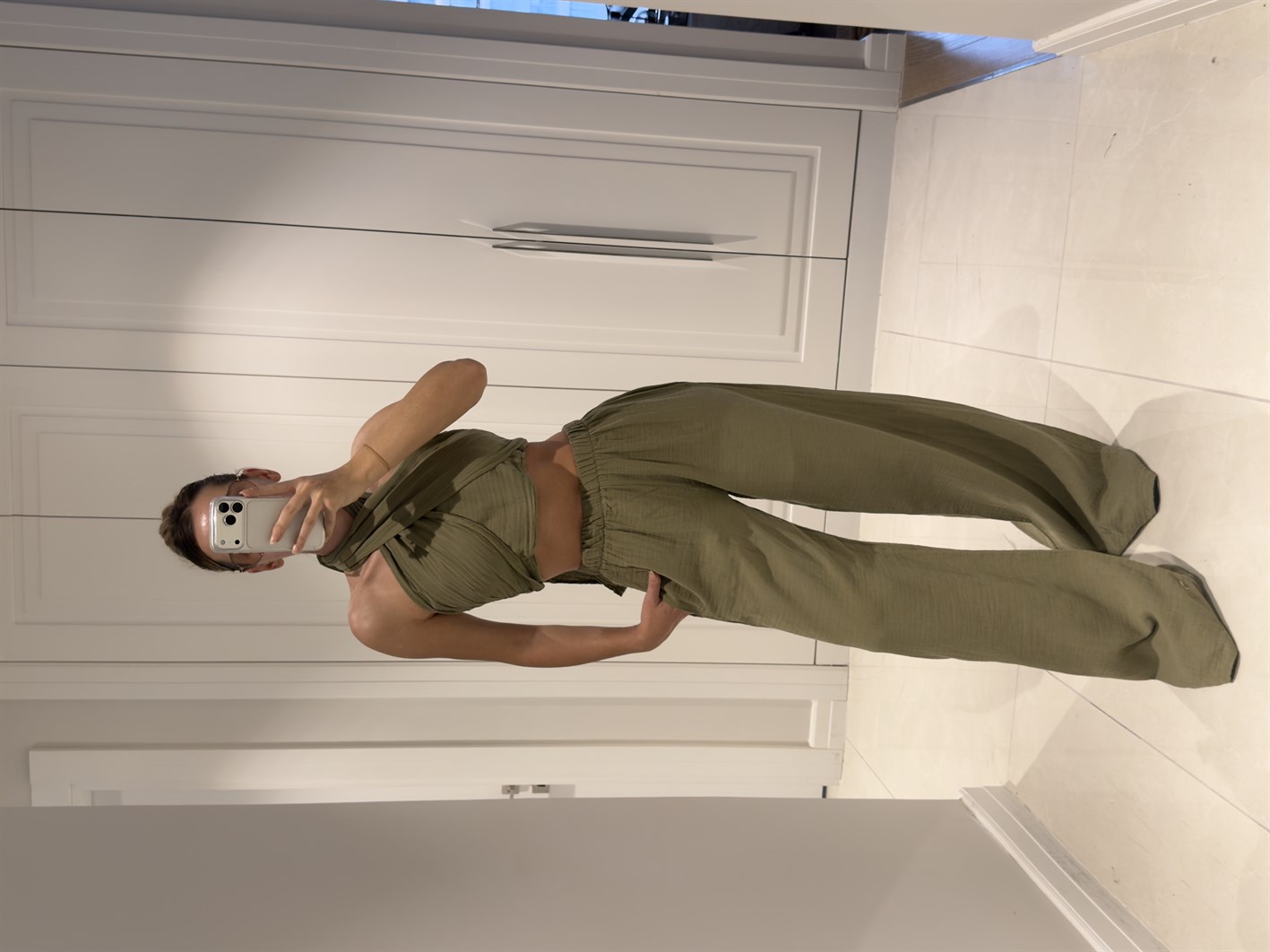 Mia Haki Müslin Kumaş Boyundan Bağlamalı Pantolon Bluz Takım