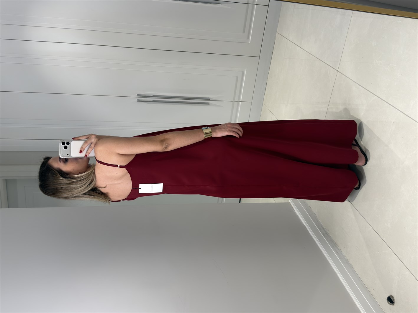 Noura Bordo Askılı Elbise