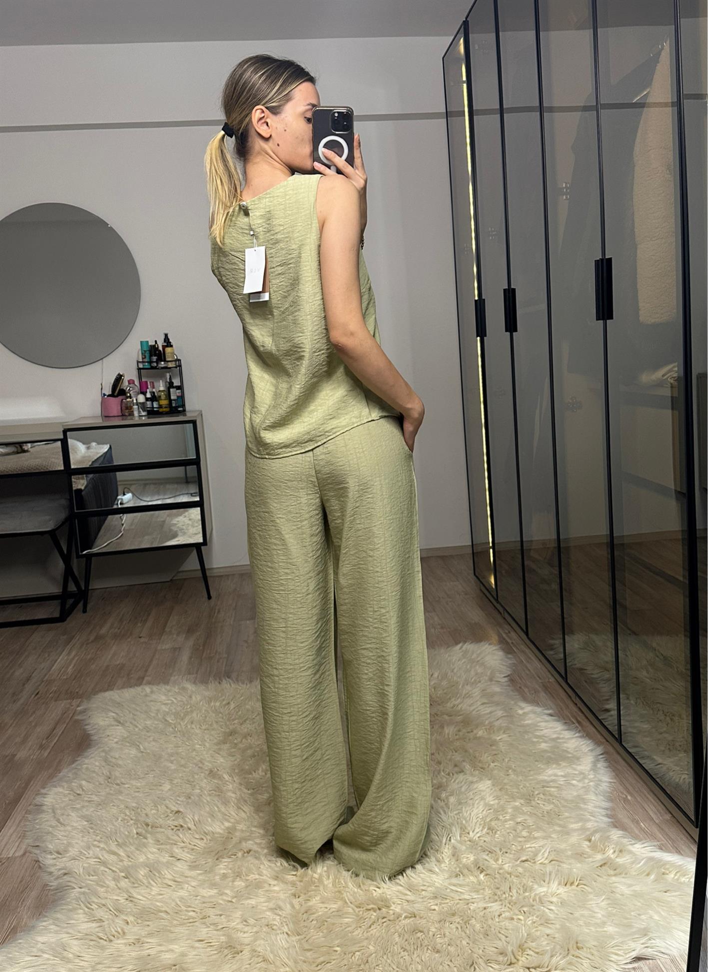 Perla Yeşil Asimetrik Bluz Pantolon Takım