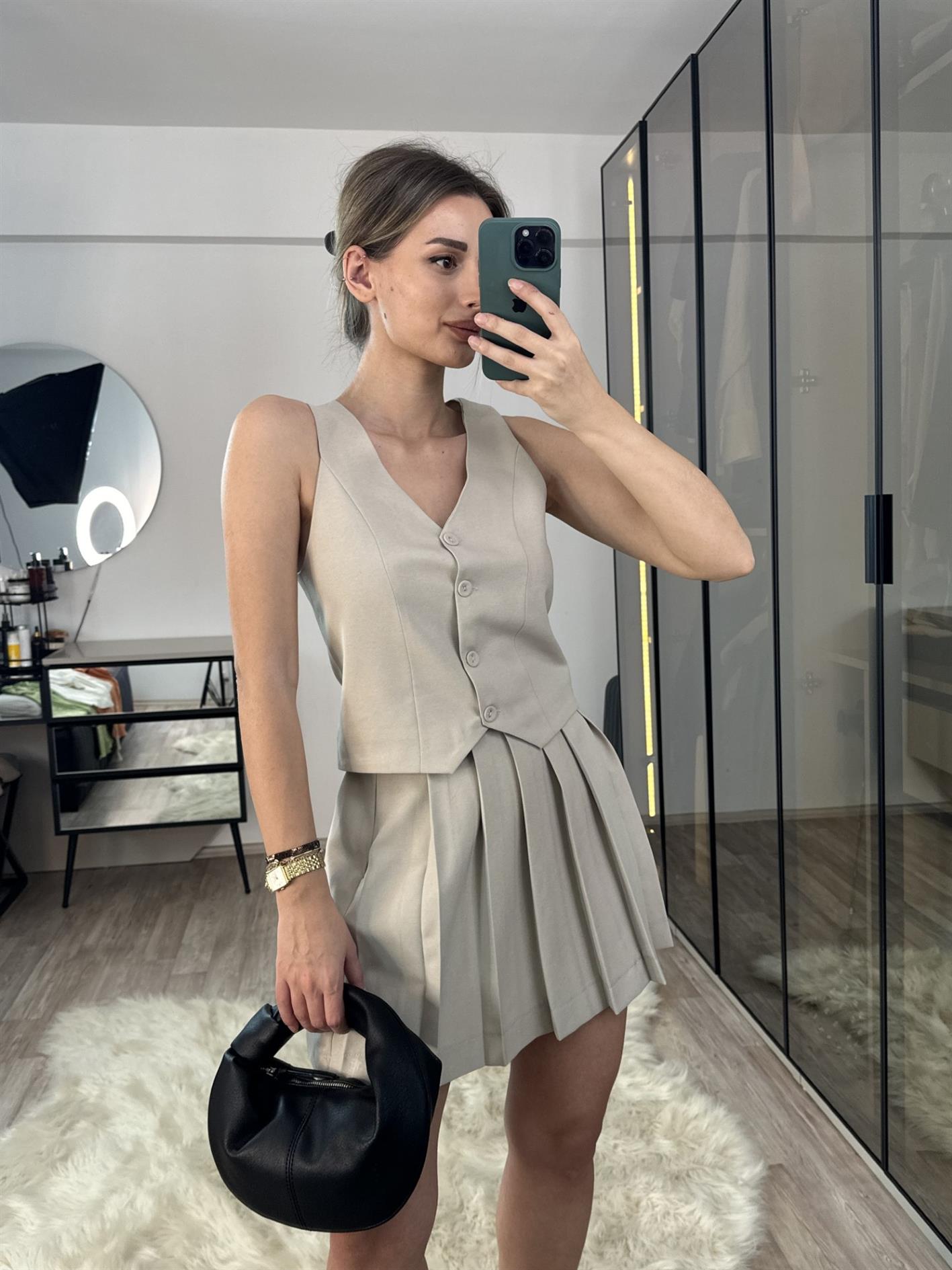 Pie Bej Pileli Etek ve Yelek Takım