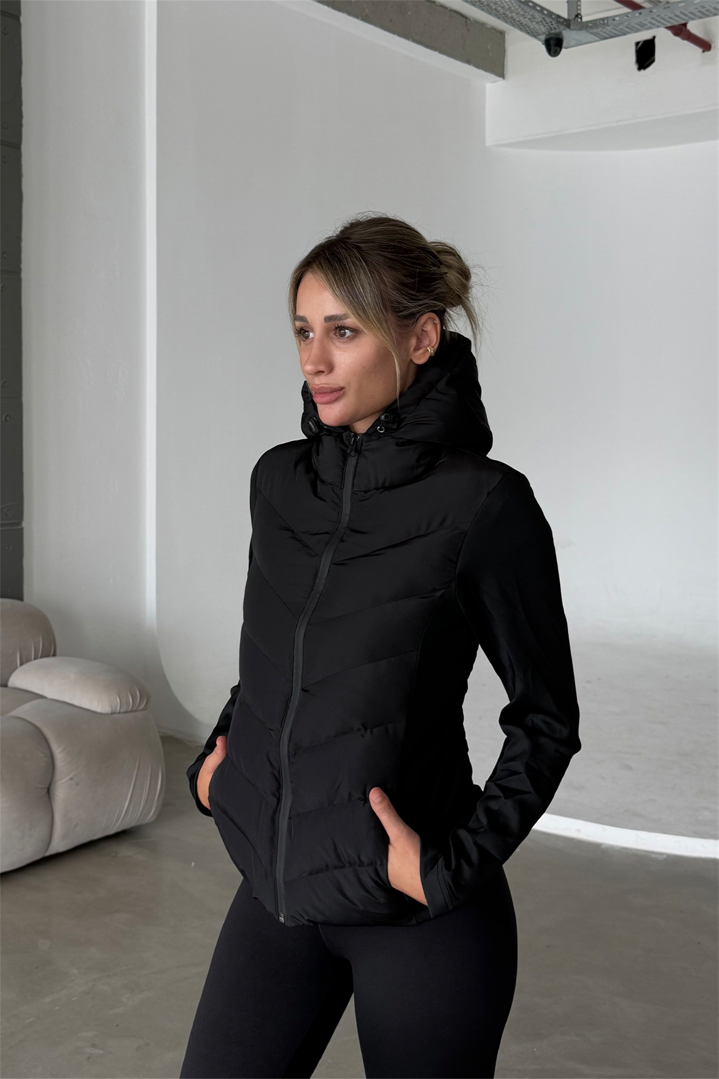 Range Kapüşonlu Kontrast Şişme Mont