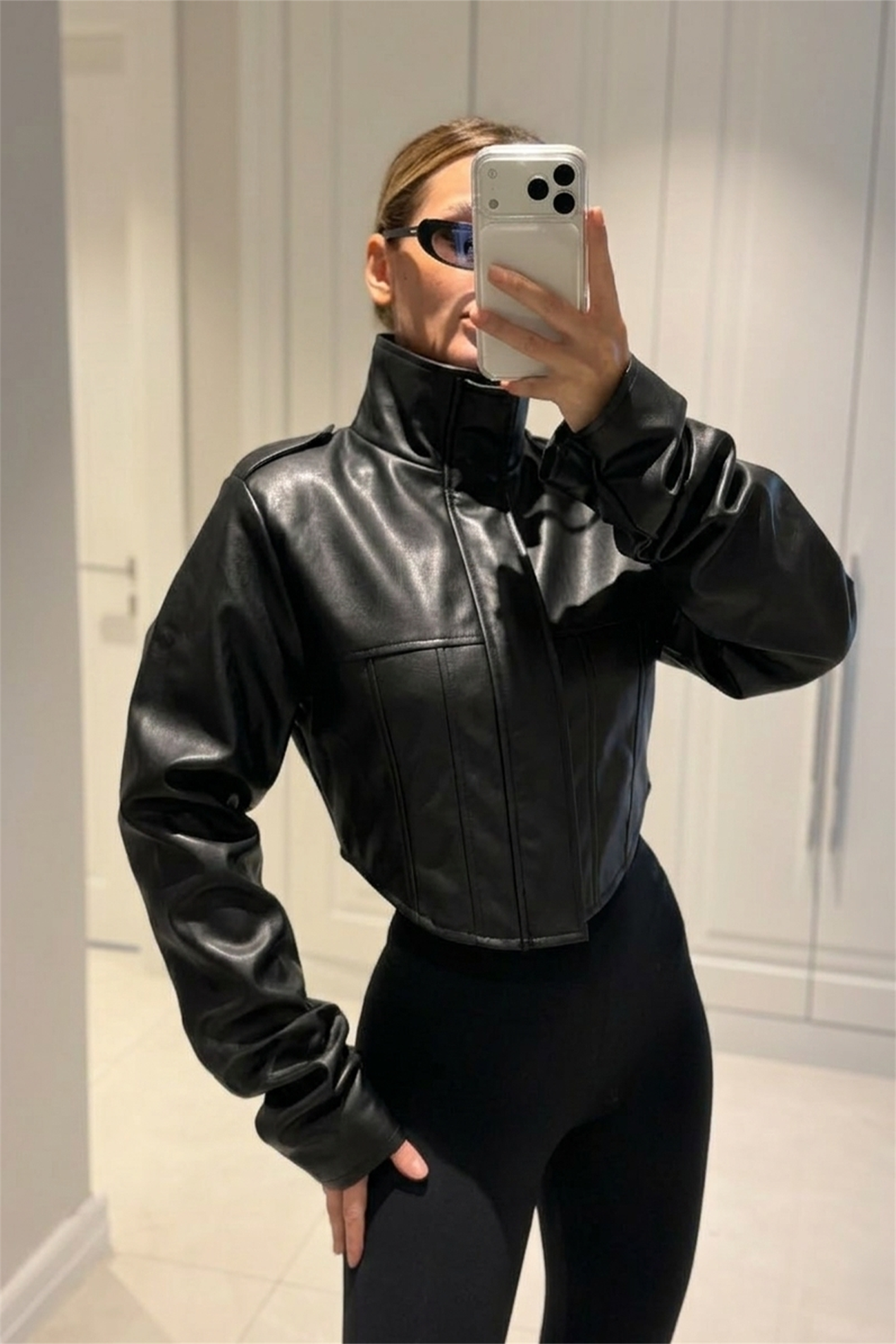 Rebecca Siyah Crop Deri Ceket